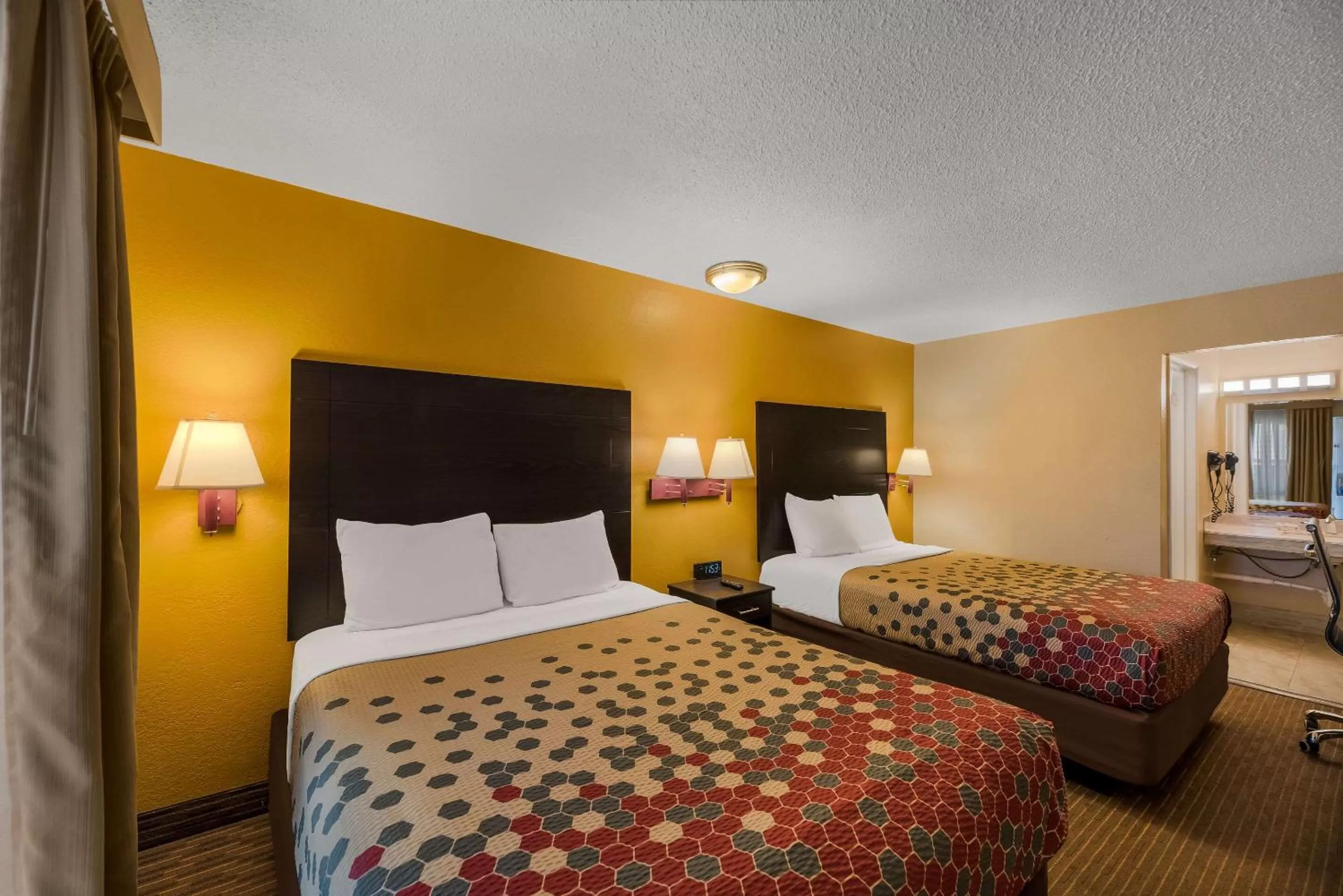 Double Room with Two FXL Double Beds - Non-Smoking in Rodeway Inn Flagstaff-Downtown