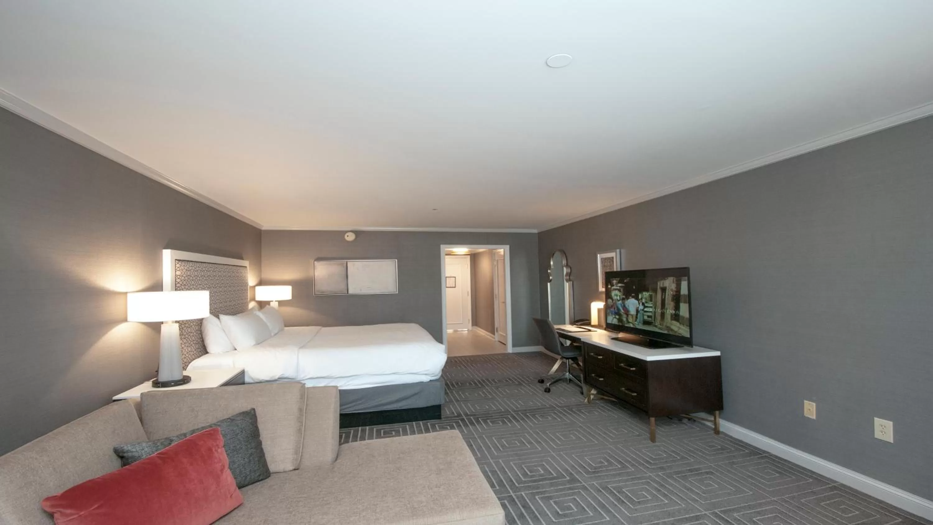 Premium Room in InterContinental Kansas City at the Plaza by IHG