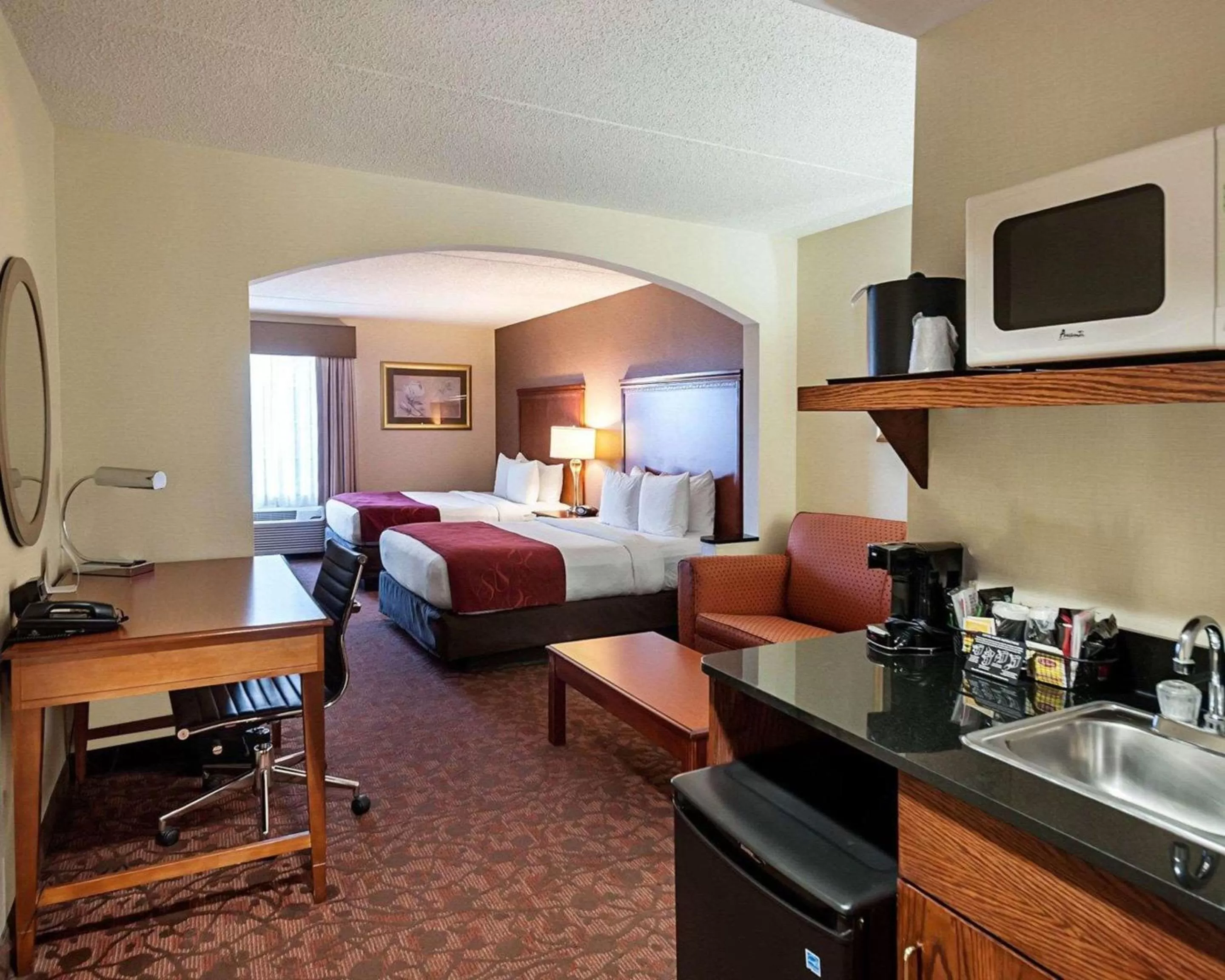 Queen Suite with Two Queen Beds - Non-Smoking in Comfort Suites Dulles Airport