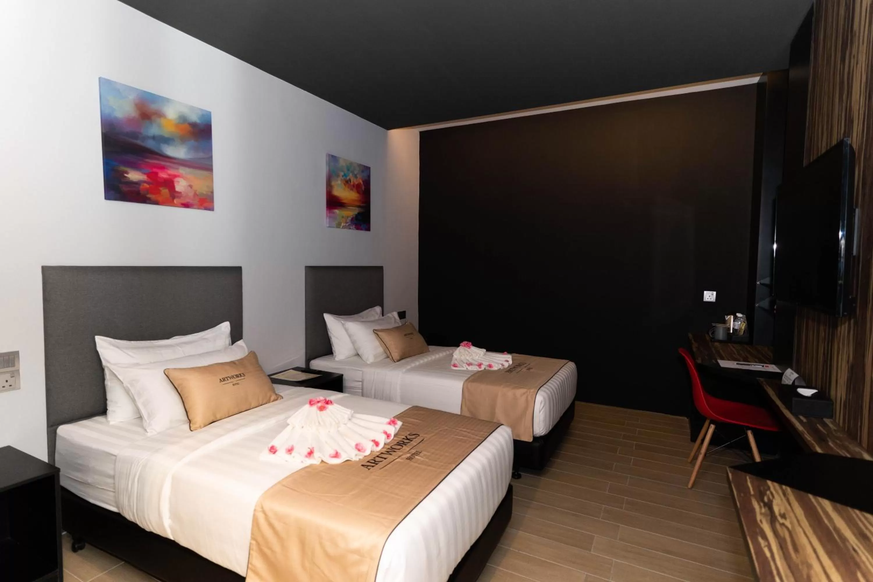 Standard Twin Room - no window in Artworks Hotel Ipoh