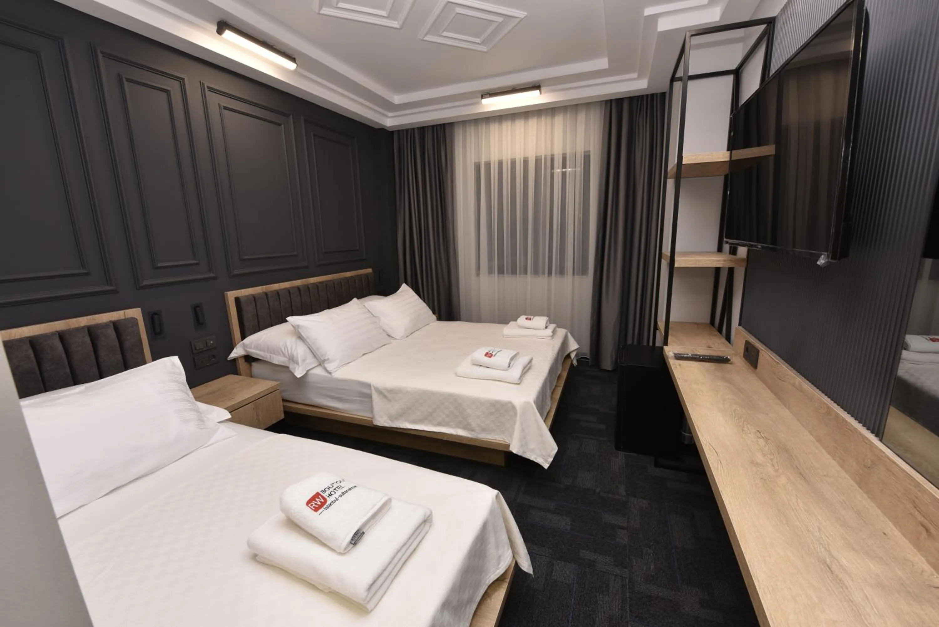 Standard Triple Room in RW BOUTIQUE HOTEL