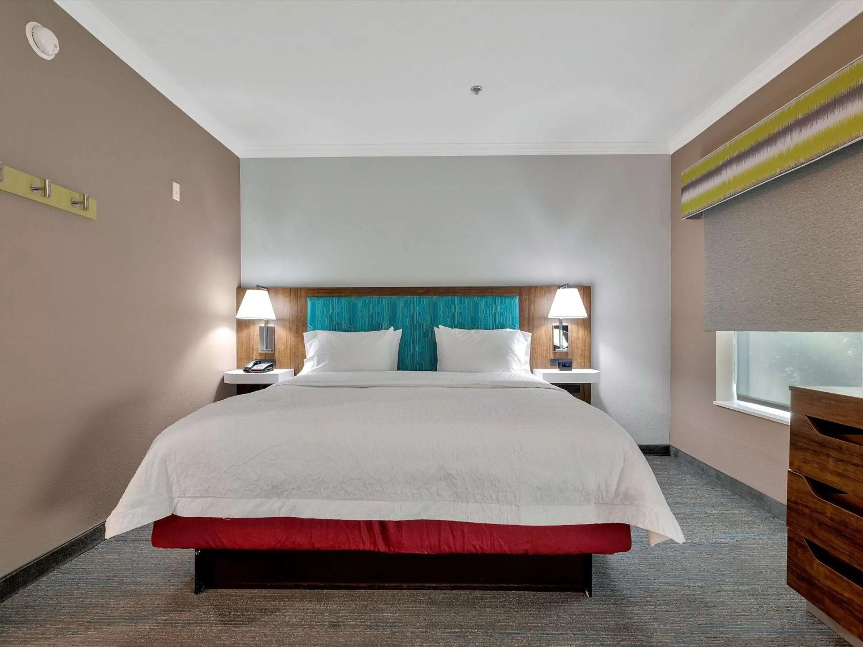 King Room with King Bed - Non-Smoking in Hampton Inn and Suites Lufkin