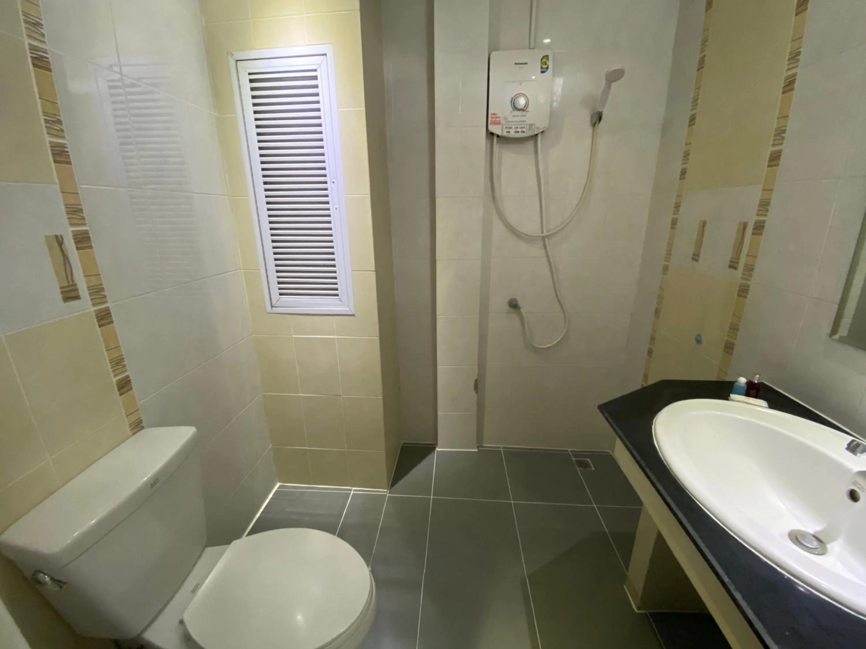 Standard Double Room with Fan - single occupancy in Colorize Boutique Hotel