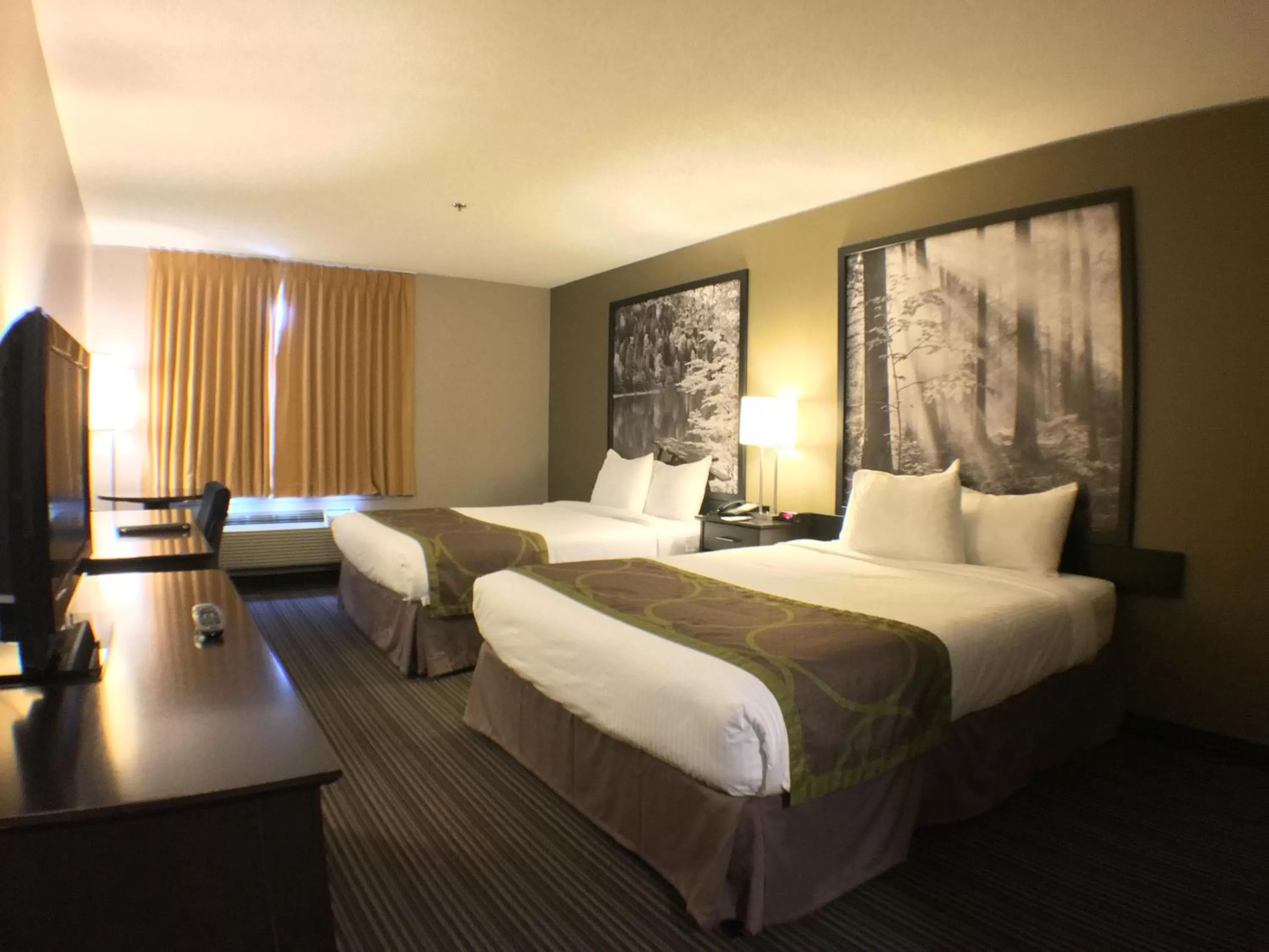 Queen Room with Two Queen Beds - Non-Smoking in Super 8 by Wyndham Kapuskasing