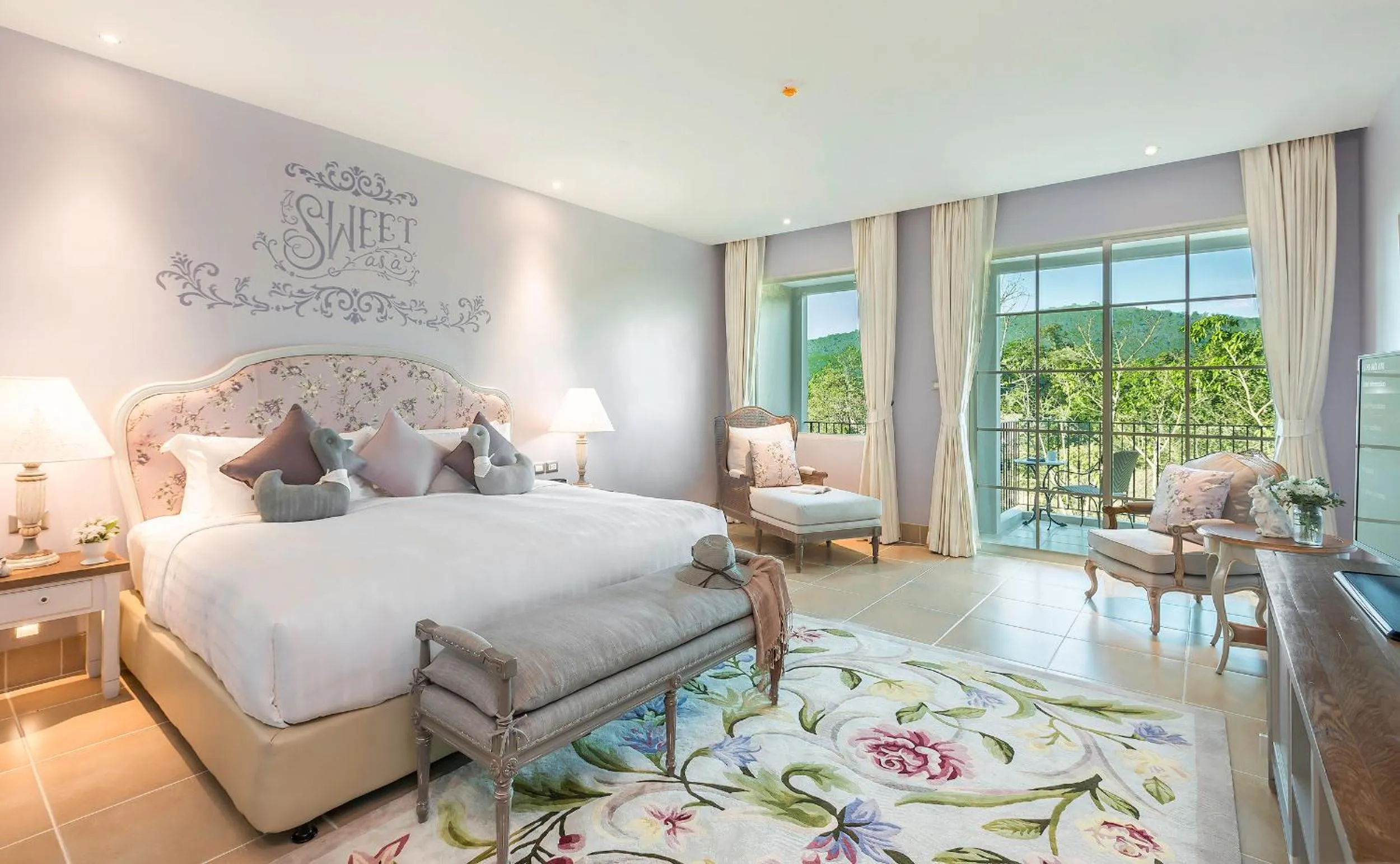 Deluxe Family Connecting Rooms ( 24 hours Use of Room ) in U Khao Yai