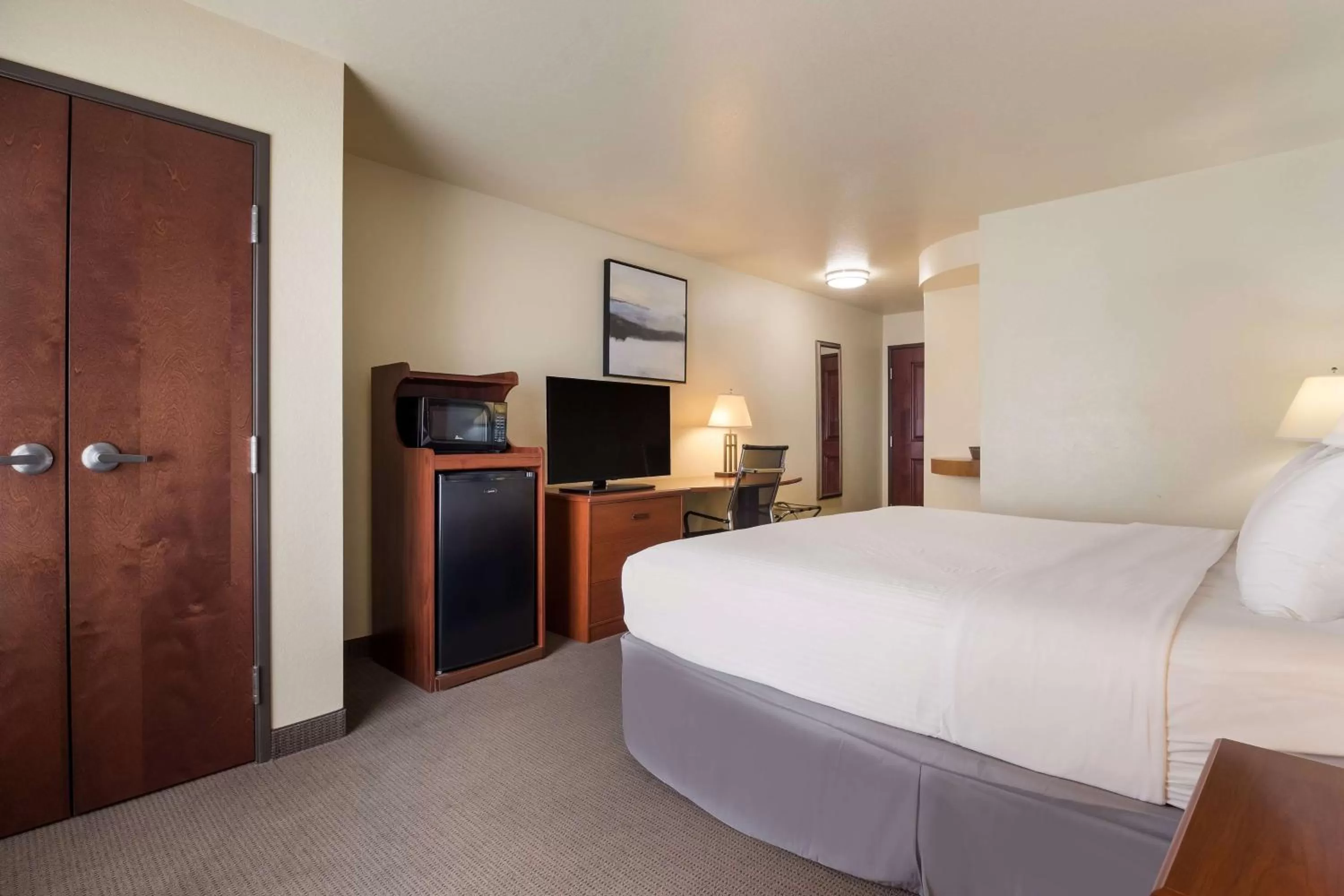 King Suite - Disability Access in Best Western Coffeyville Central Business District Inn and Suites