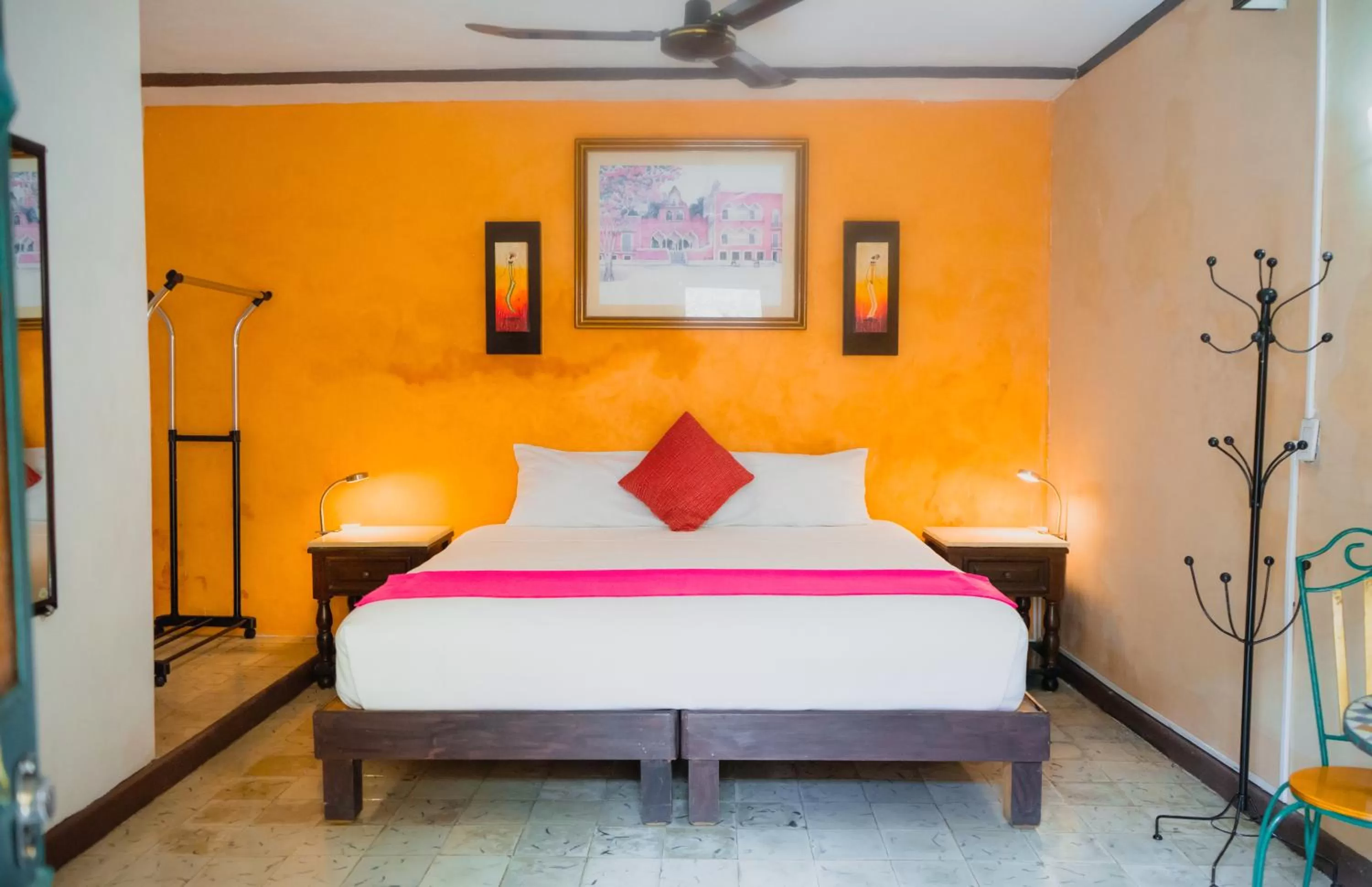 Superior King Room - single occupancy in Hotel Mucuy