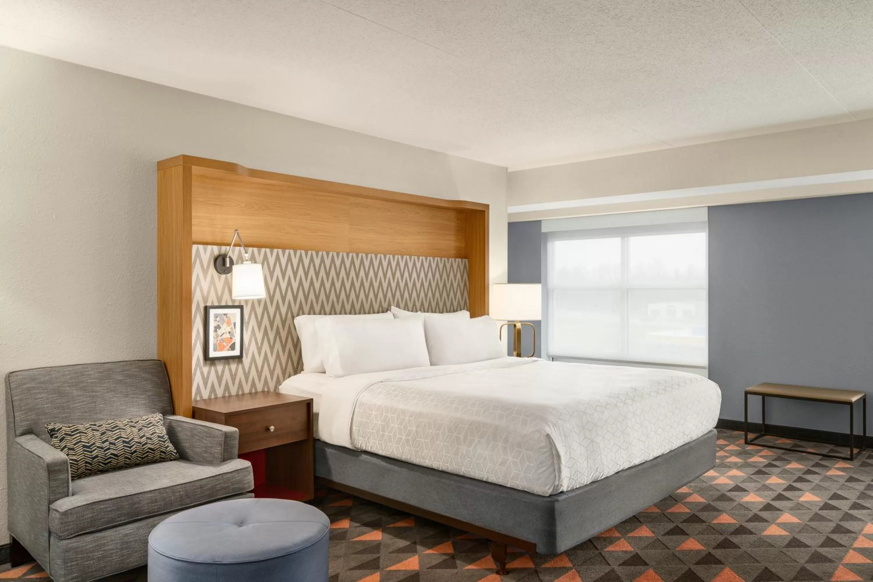 King Room with Roll In Shower - Non-Smoking in Holiday Inn Florence, an IHG Hotel