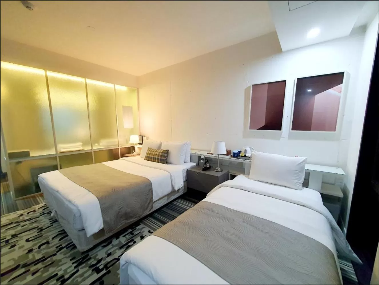 Standard Twin Room in JS Boutique Hotel