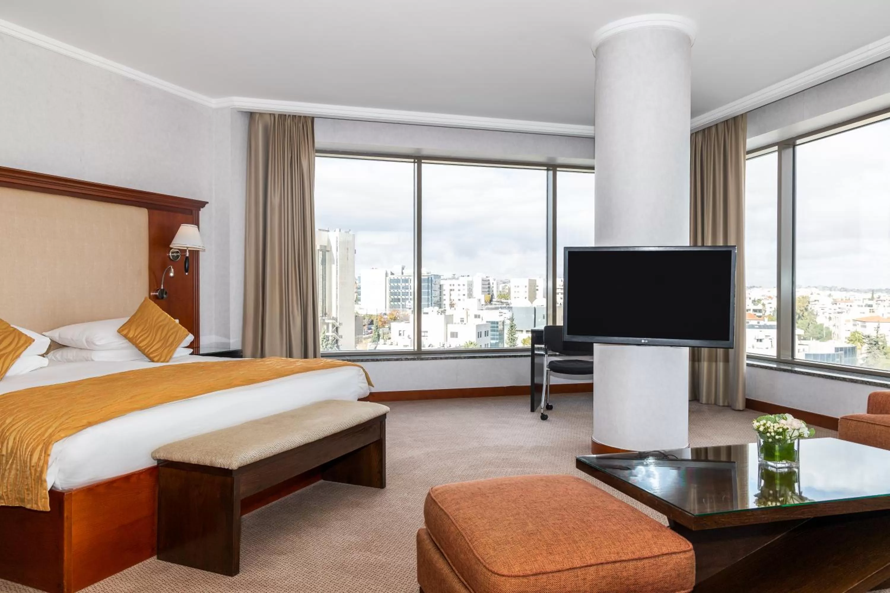 Panoramic Suite in Signia by Hilton