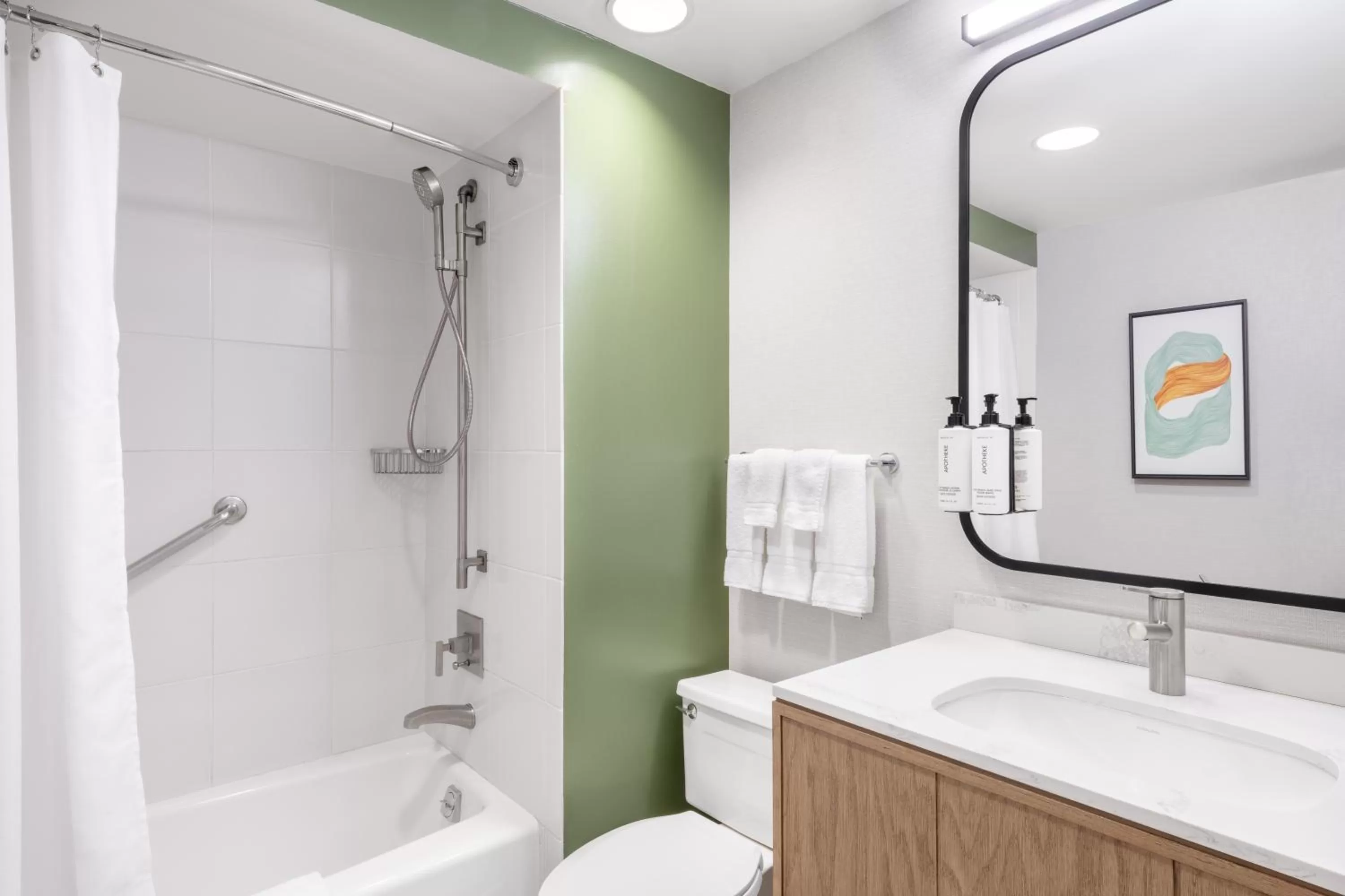 Premium King Room with City View in voco Chicago Downtown - Riverwalk by IHG