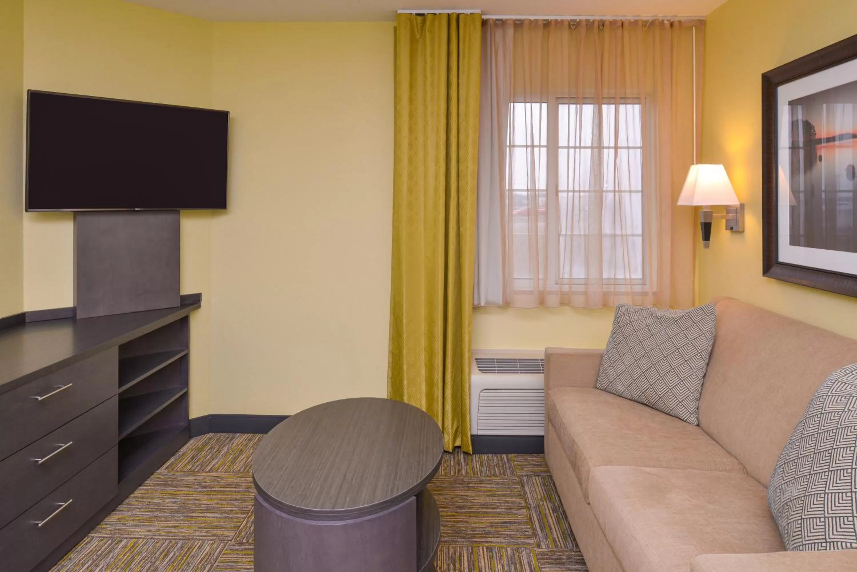 One-Bedroom Queen Suite in Candlewood Suites - Plano North by IHG