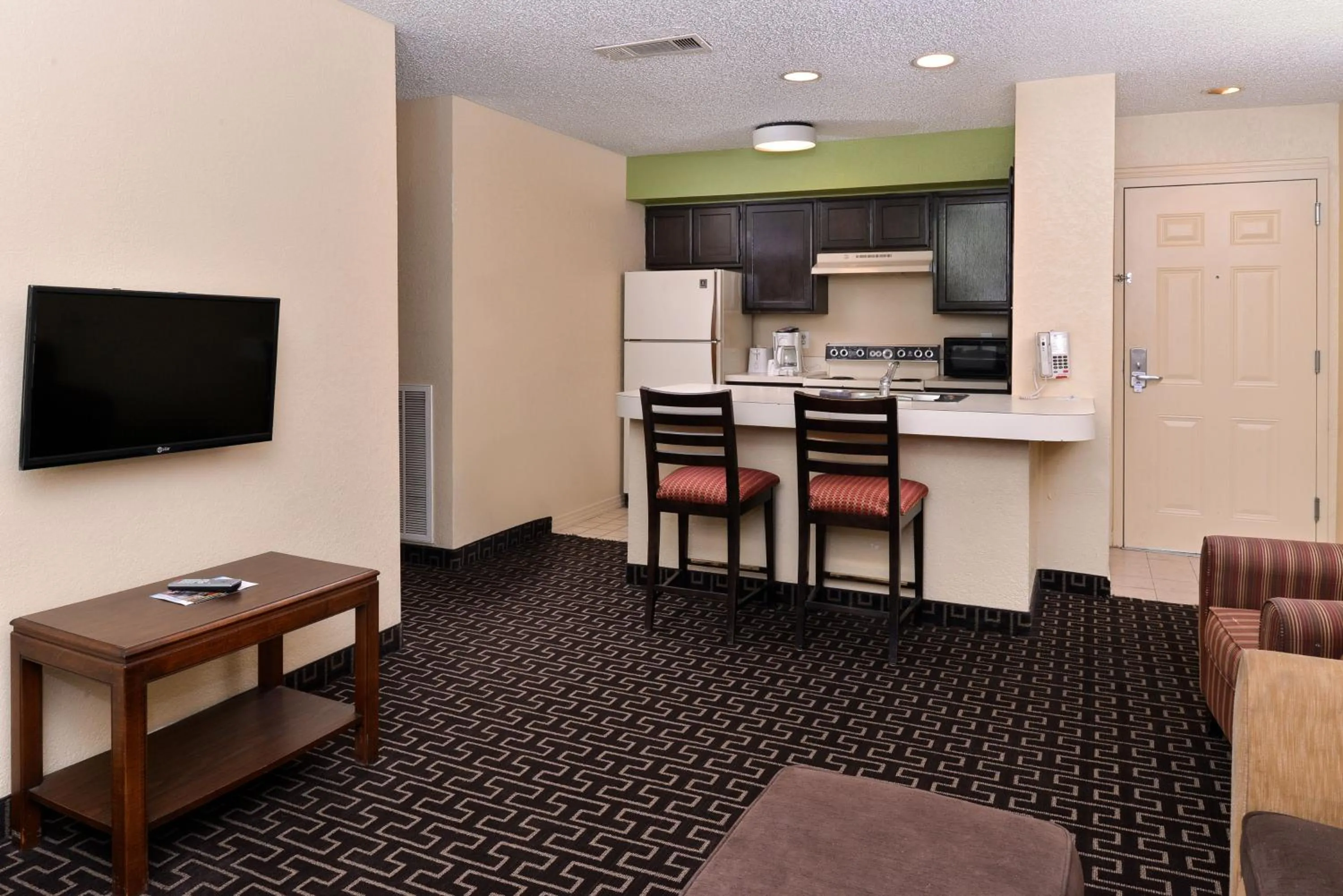 King Suite with Sofa Bed and Kitchenette - Non-Smoking in Americas Best Value Inn & Suites Extended Stay - Tulsa