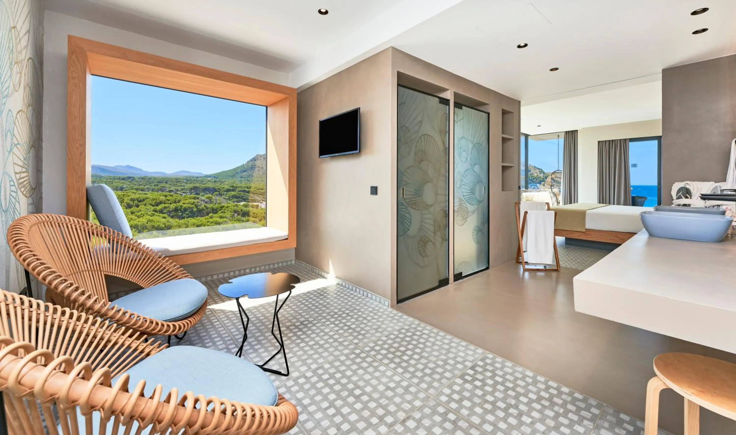 Suite with Sea View in Hotel & Spa S'Entrador Playa