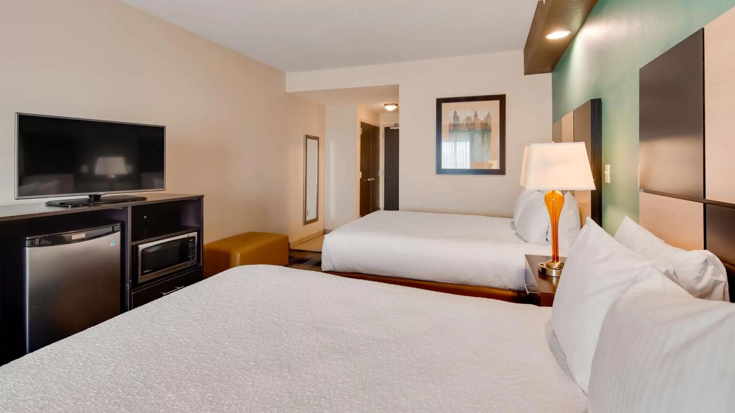 Queen Room with Two Queen Beds and Roll-In Shower - Mobility Access/Non-Smoking in Best Western Plus Atrium Inn & Suites