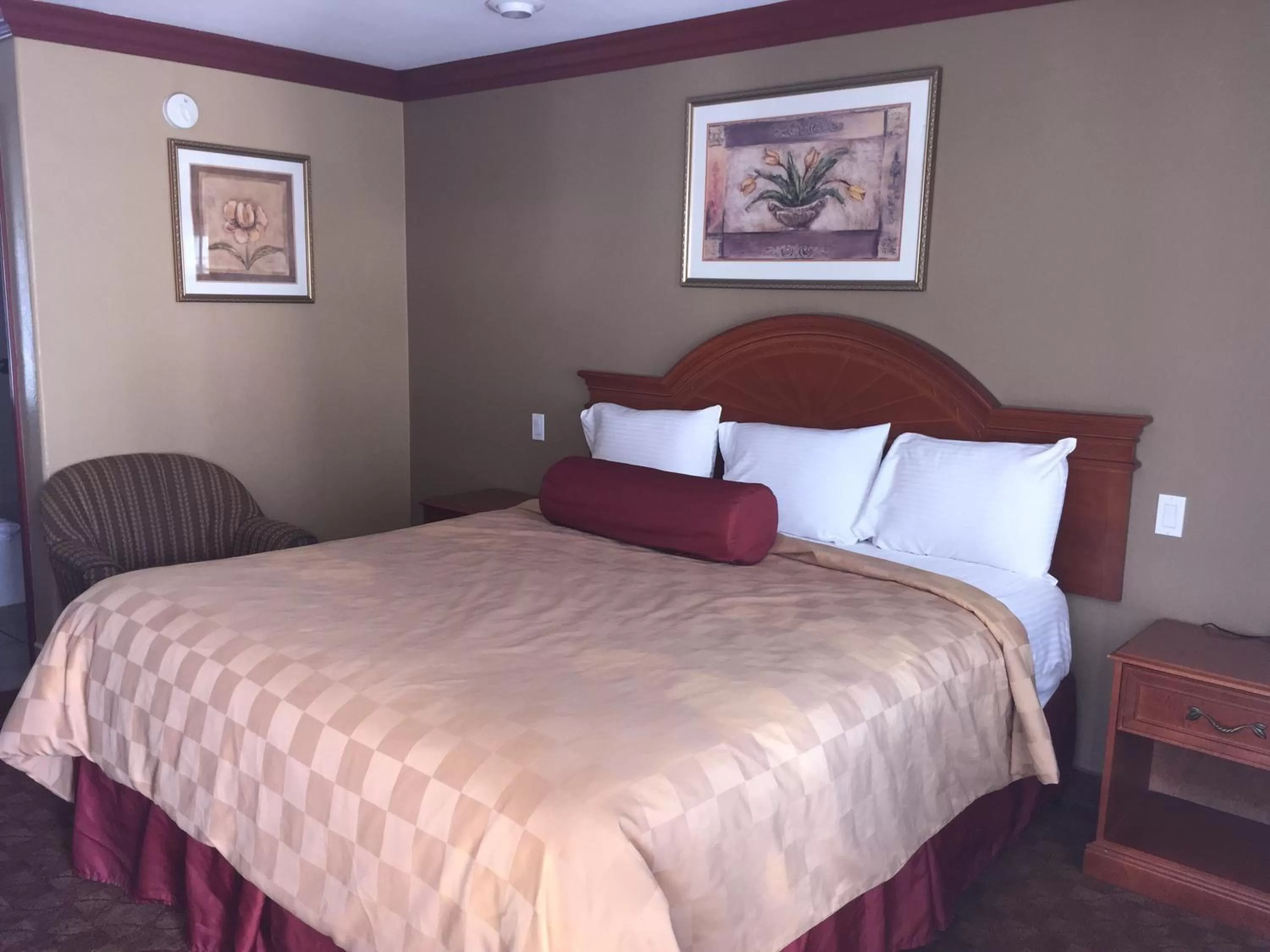 One-Bedroom Suite in Thunderbird Lodge