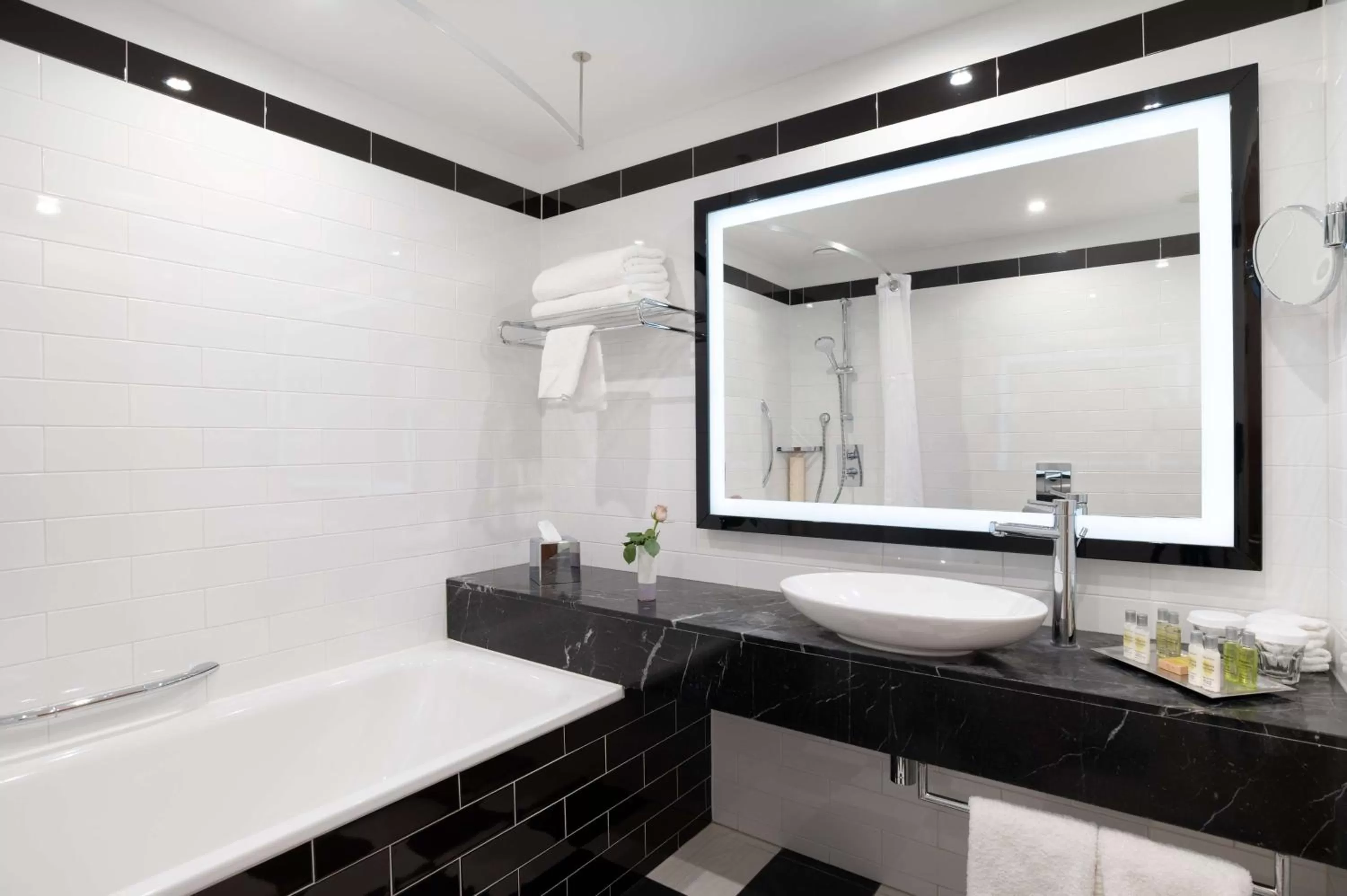 Executive King Room in Hilton London Wembley