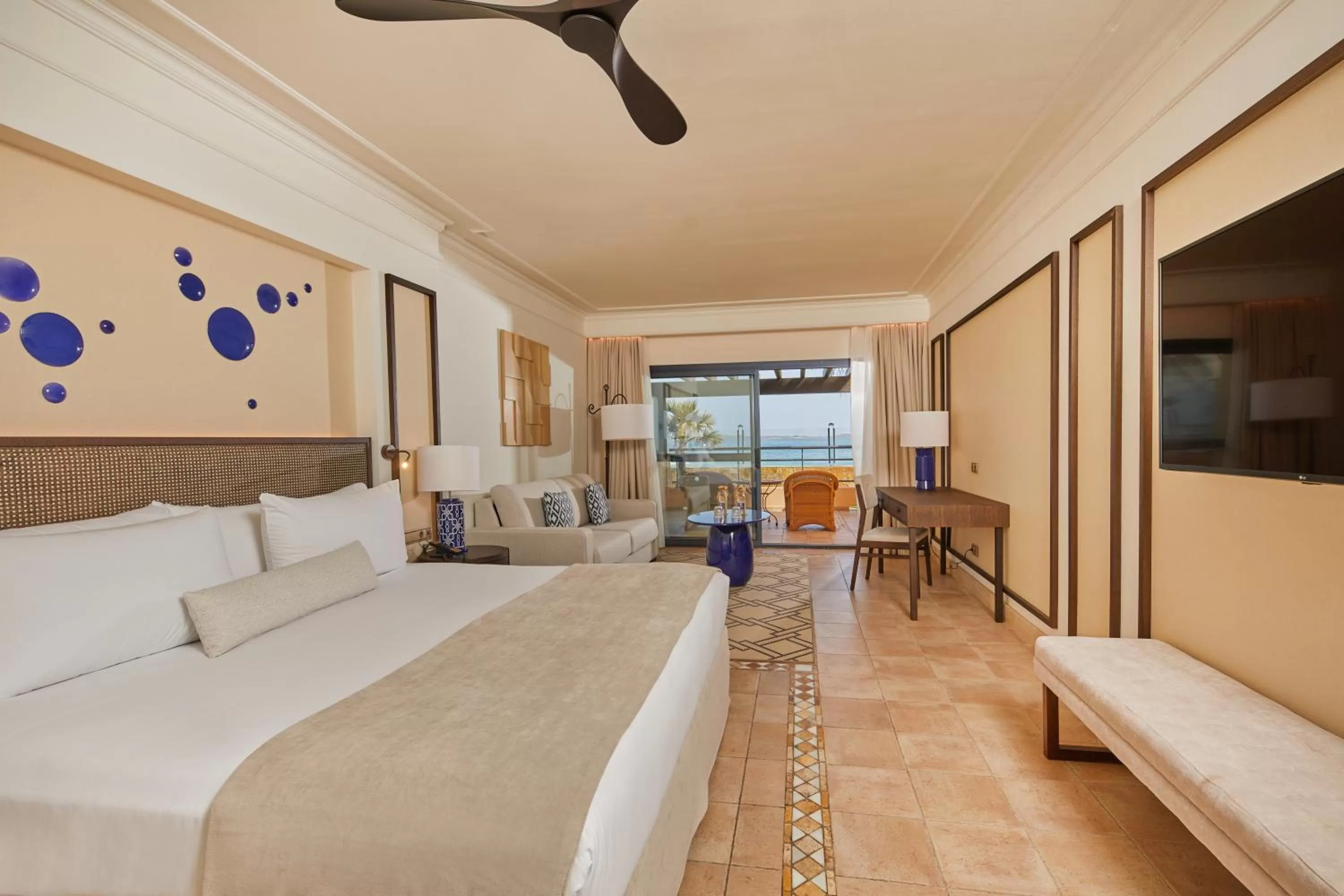  Junior Suite Grand Deluxe Frontal Ocean View - single occupancy in Secrets Bahía Real Resort & Spa Adults only