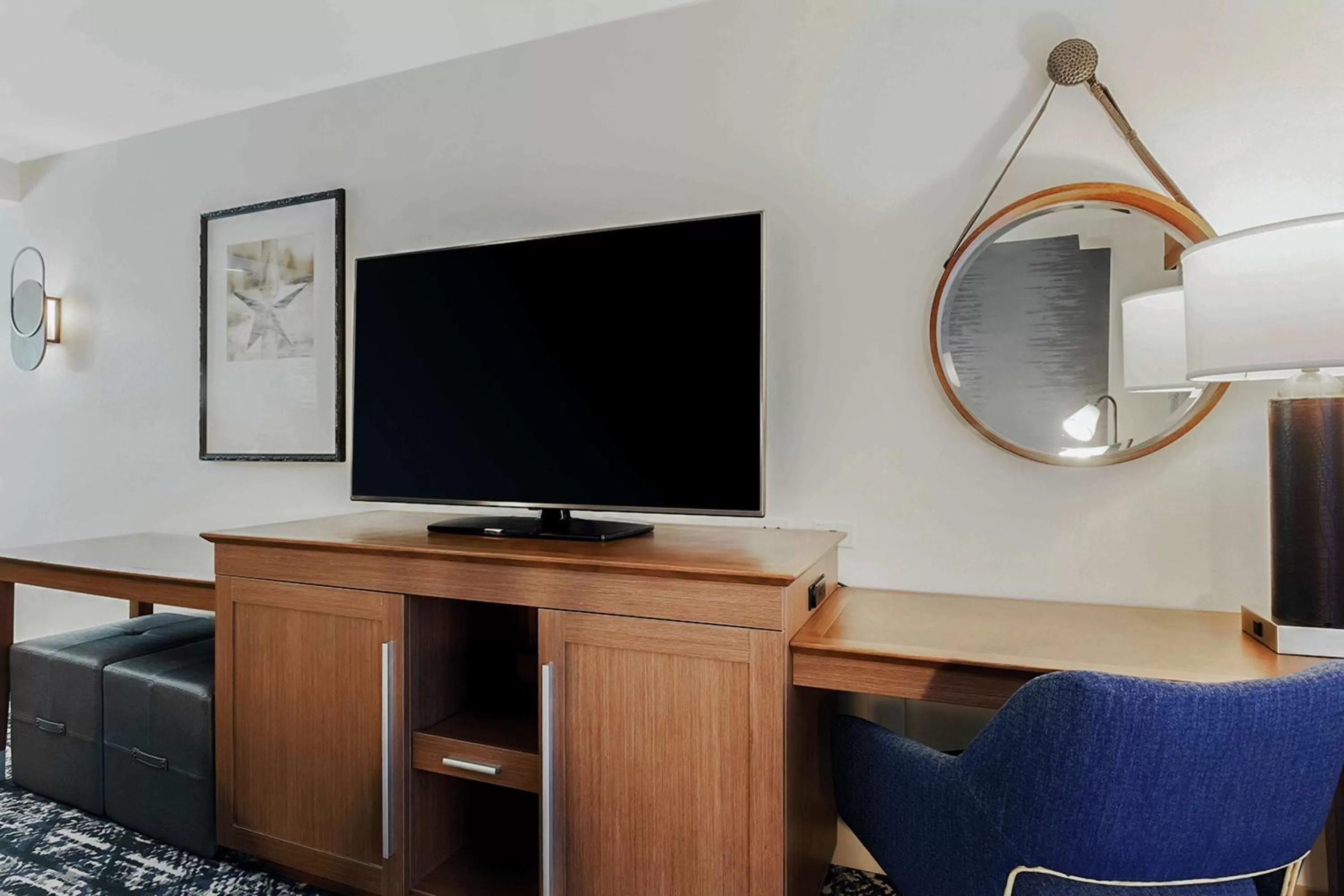 King Room with King Bed - Non-Smoking in Hampton Inn & Suites Austin - Downtown