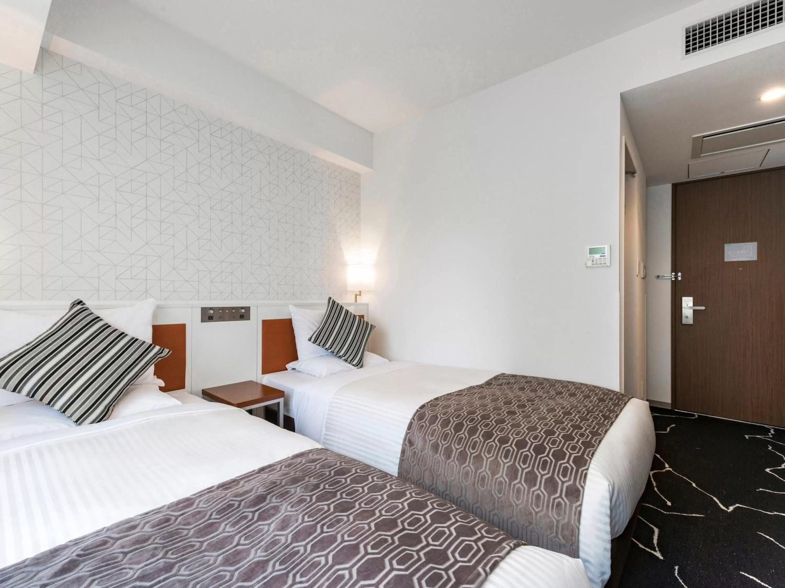 Standard Twin Room - Non-Smoking in HOTEL MYSTAYS Sapporo Station