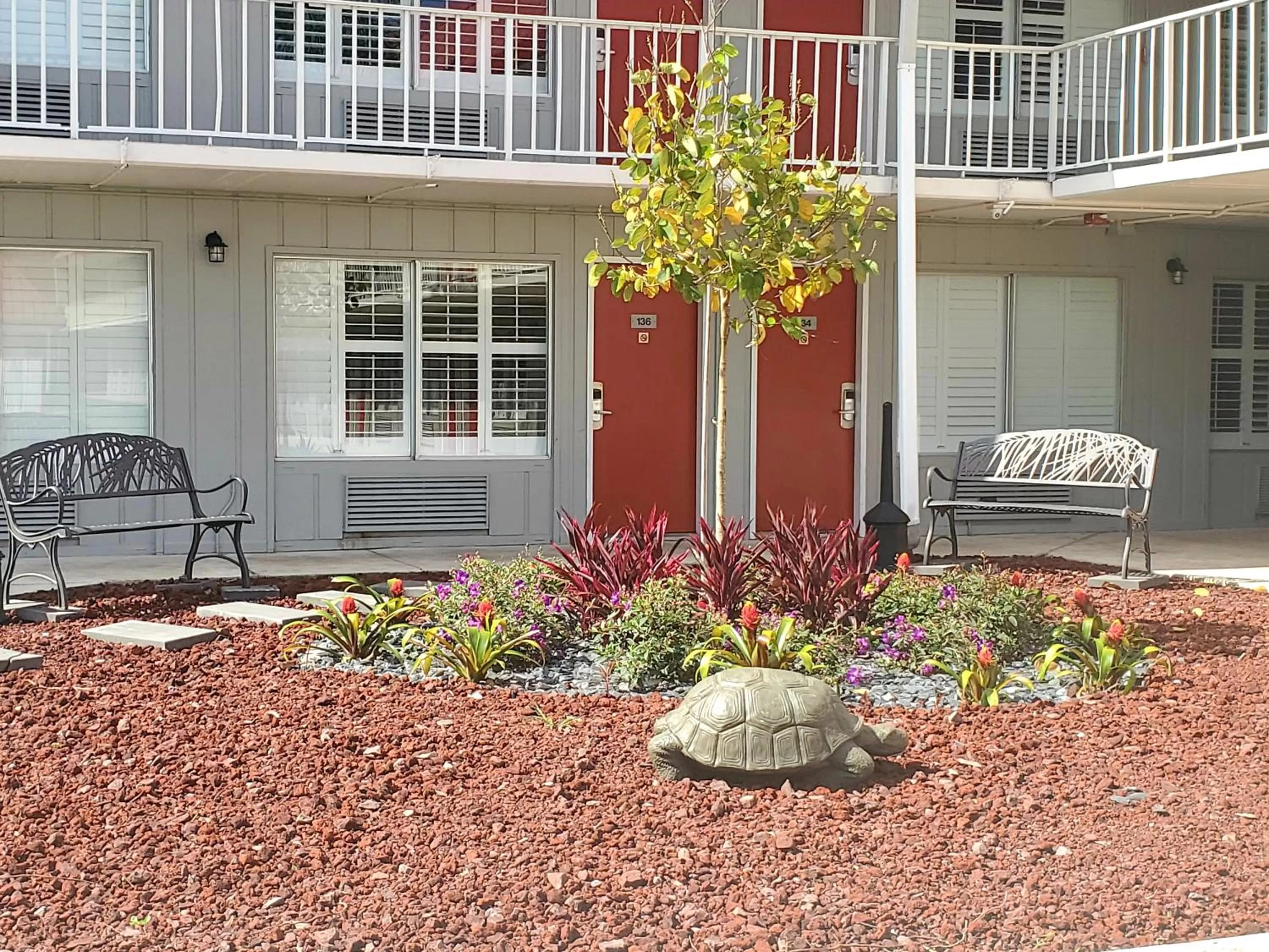 One-Bedroom Suite in Vero Beach Inn & Suites Vero Beach I-95