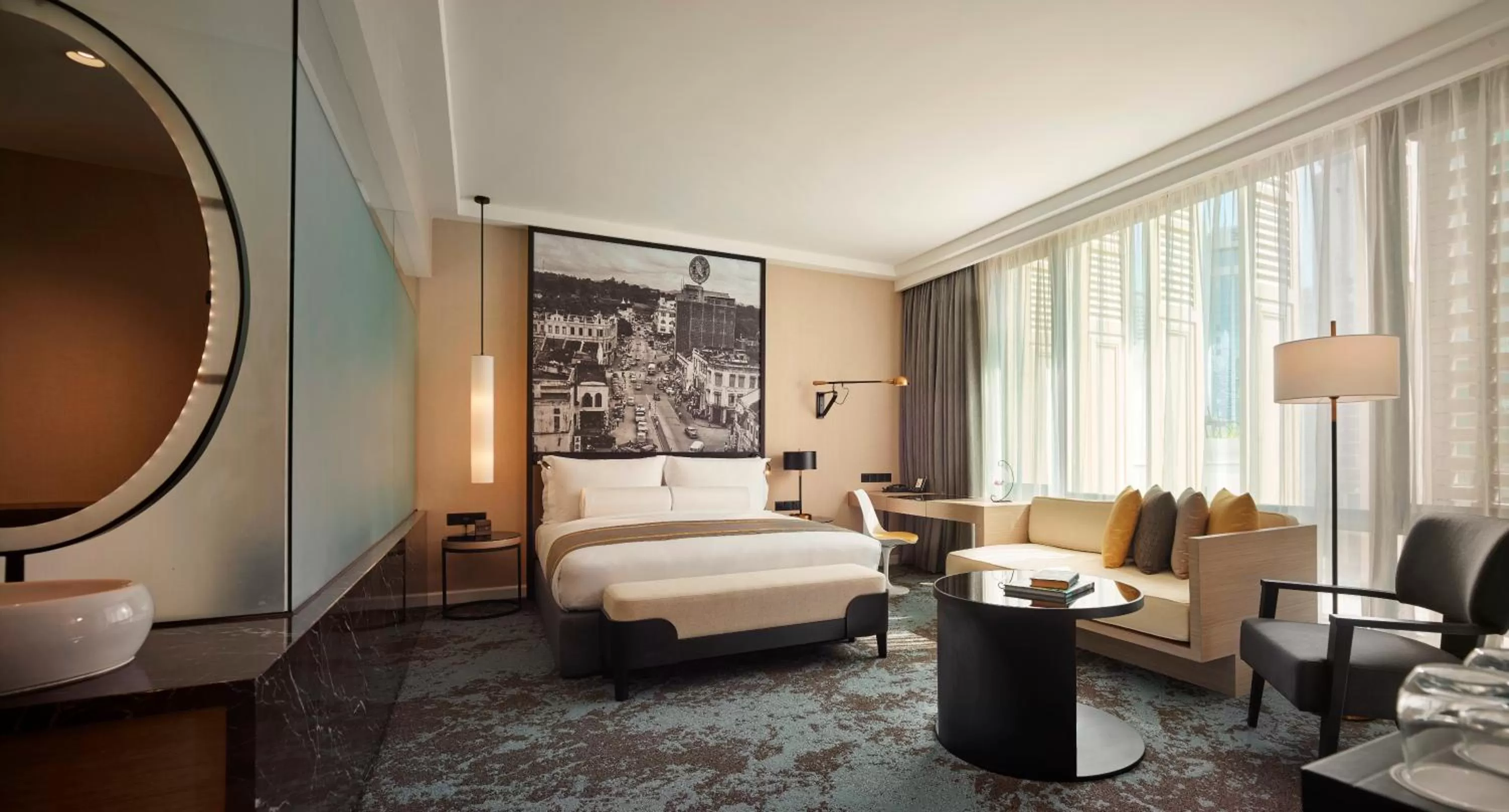 Executive Studio in Hotel Stripes Kuala Lumpur, Autograph Collection