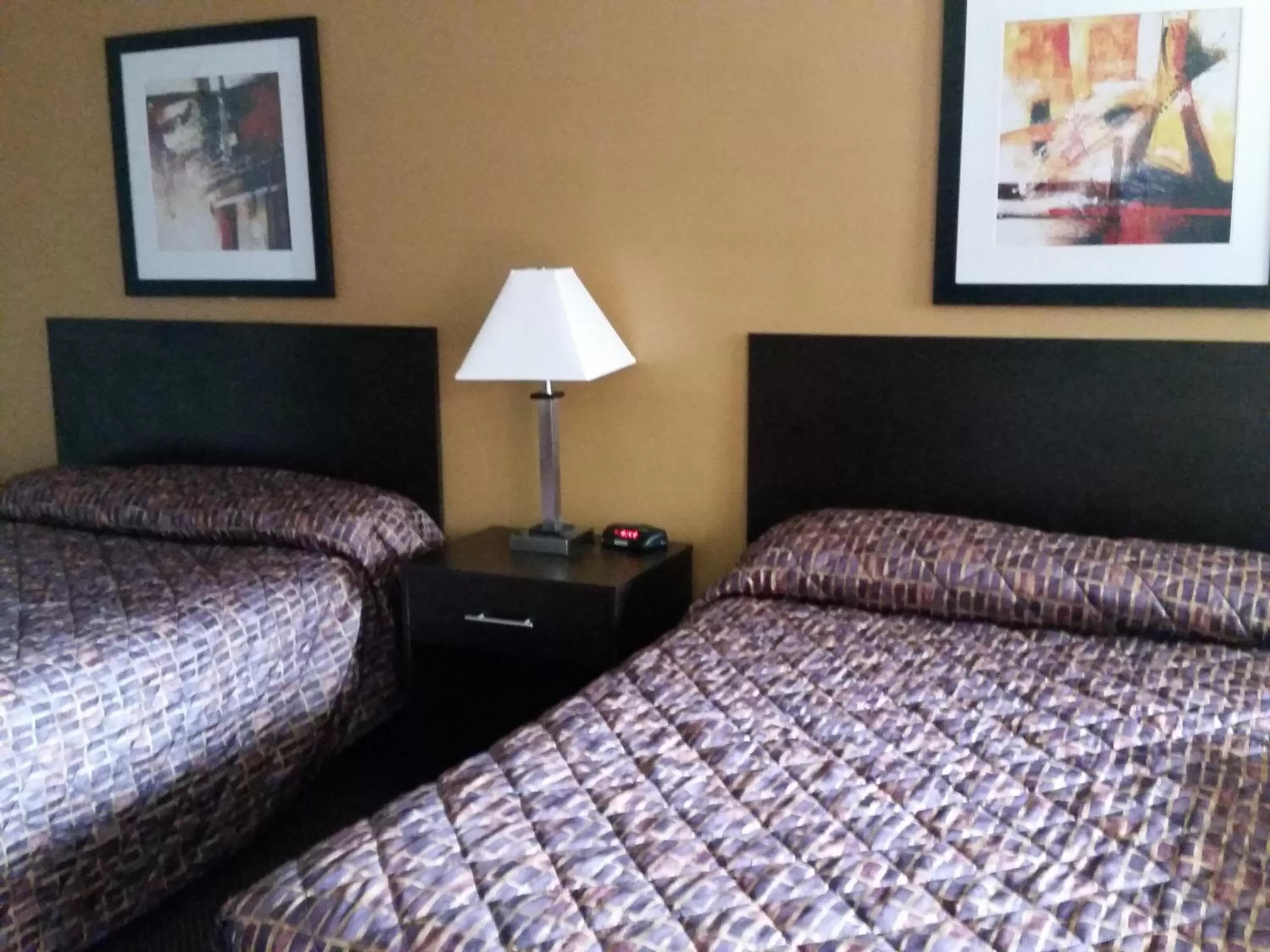 Double Room - Non-Smoking  in German Village Inn Motel