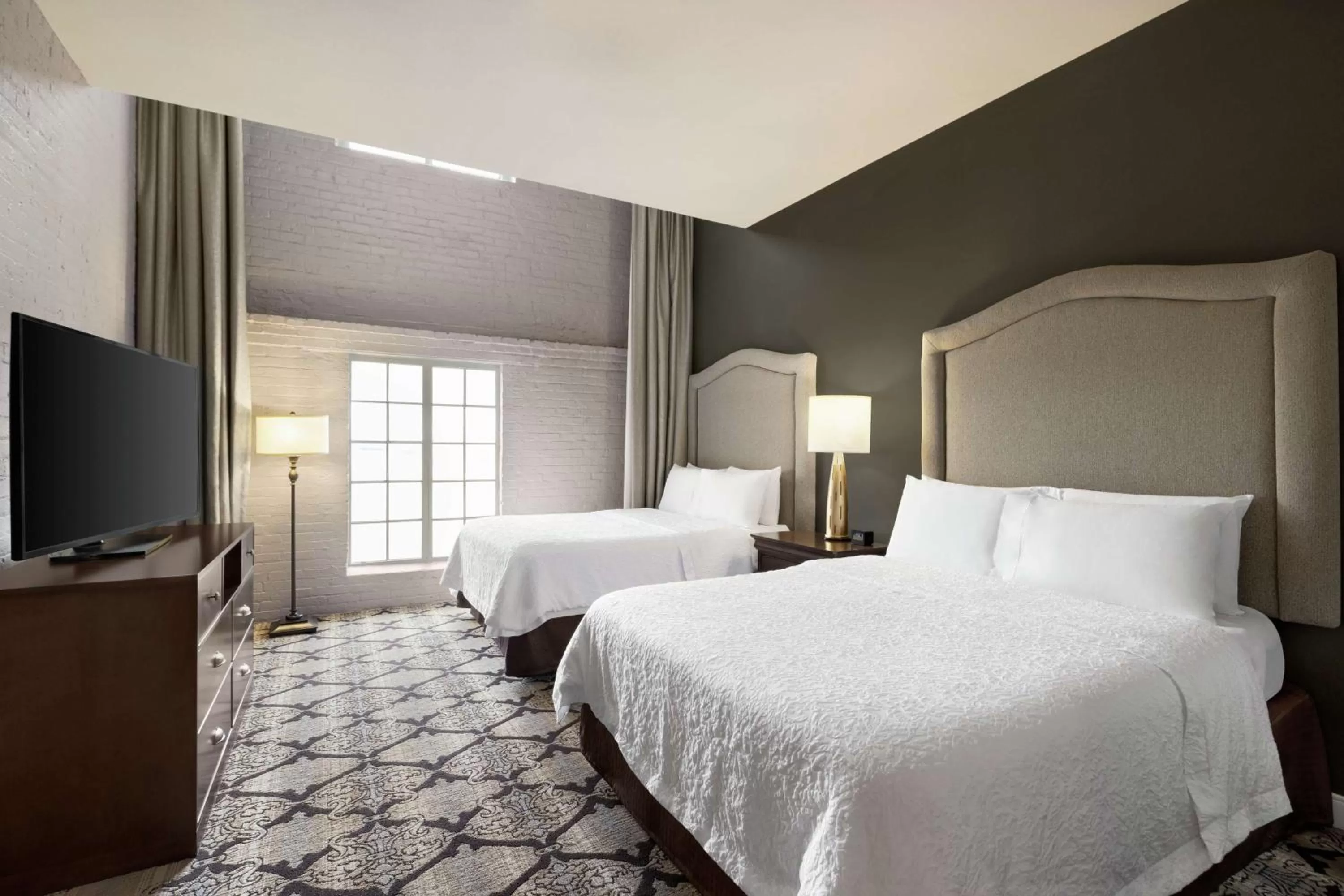 Deluxe Queen Room with Two Queen Beds in Hampton Inn and Suites New Orleans Convention Center