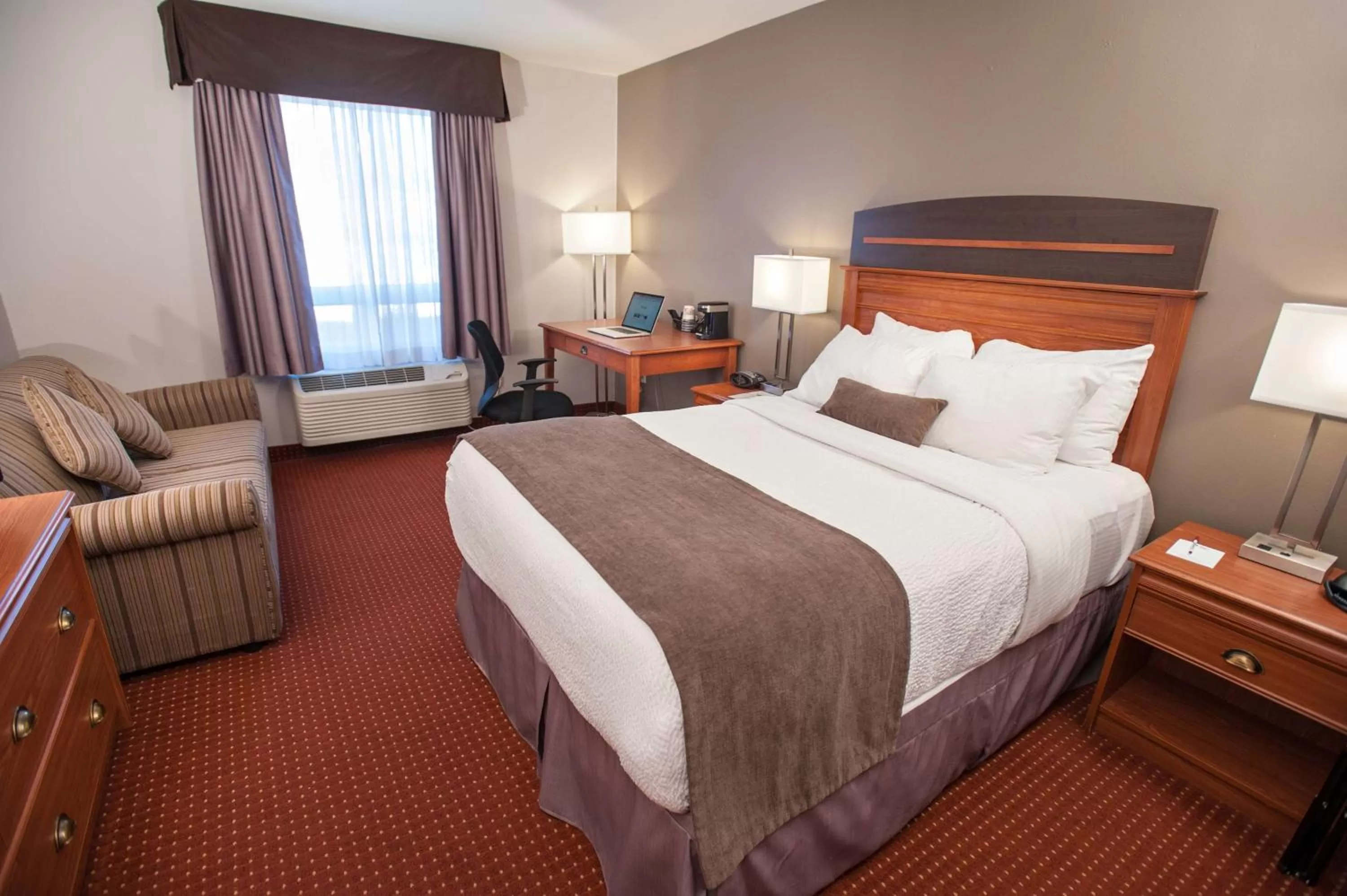 Queen Suite - Non-Smoking in Best Western Plus Moncton