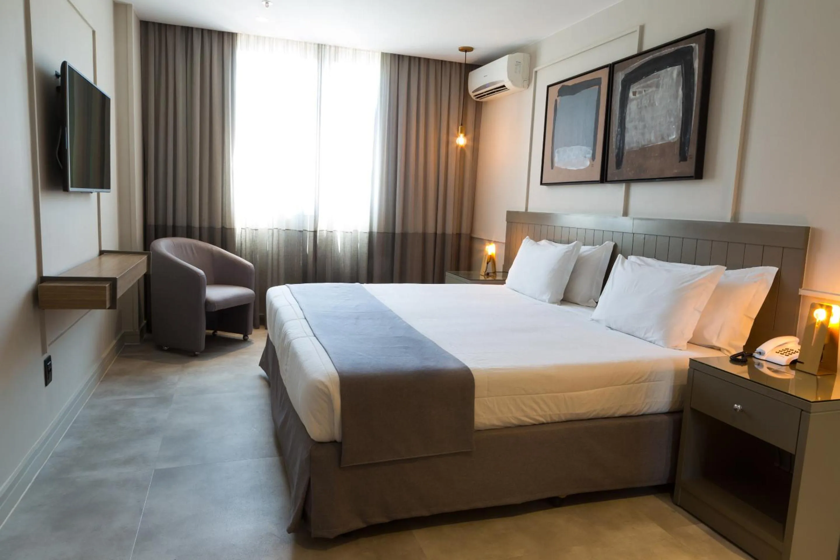 Suite with Balcony and Kitchen in Ritz Leblon