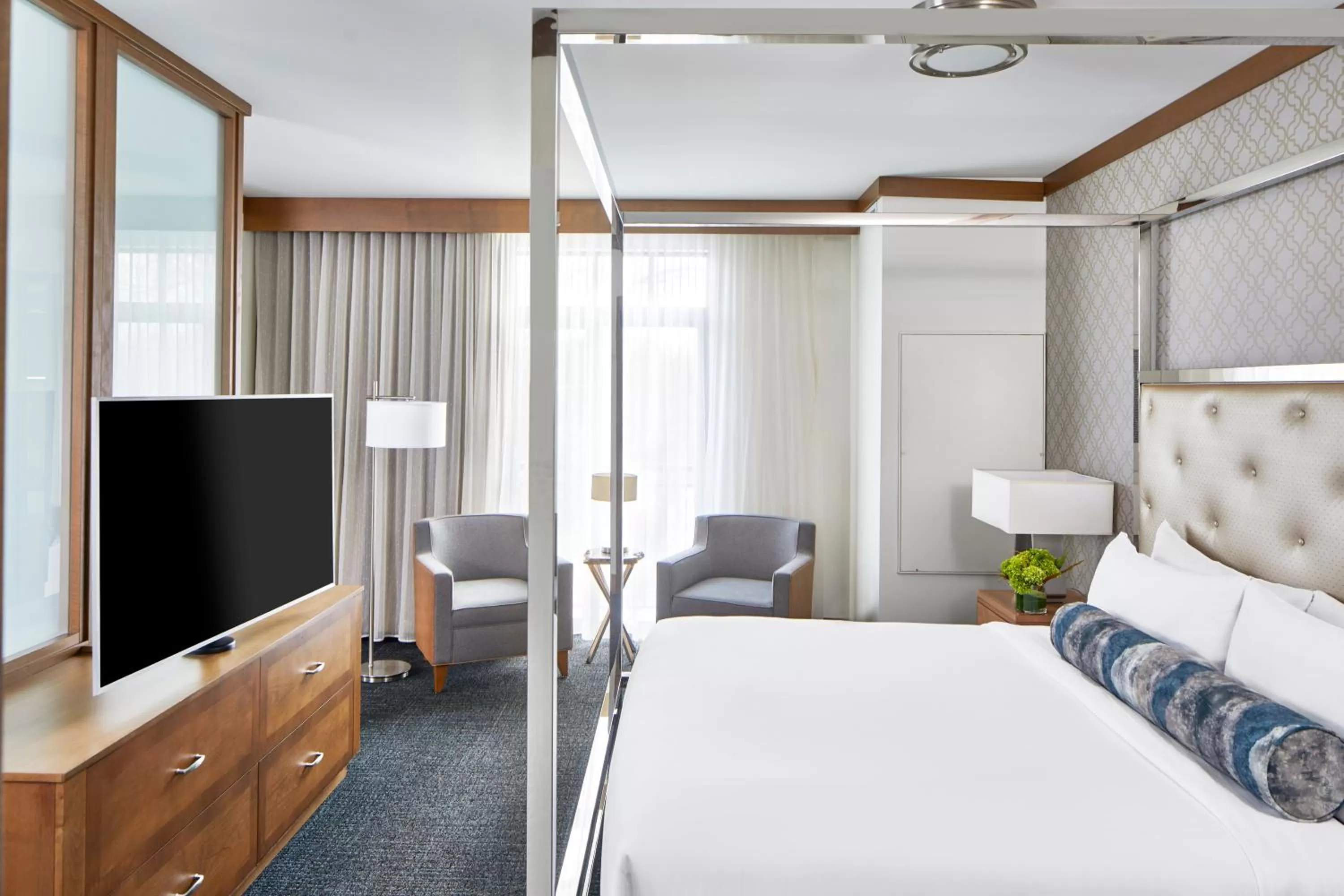 Junior Suite in The Hotel Landing