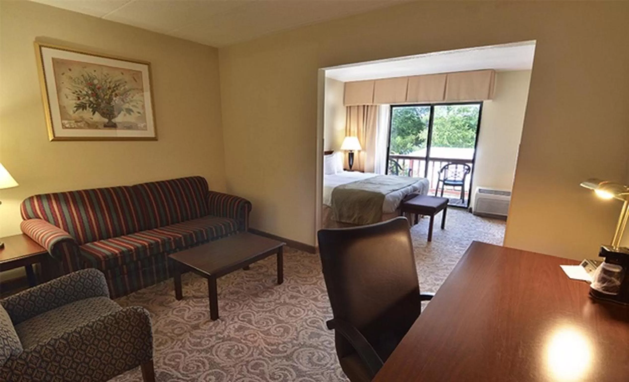 Bedroom, Bed in Sturbridge Host Hotel And Conference Center