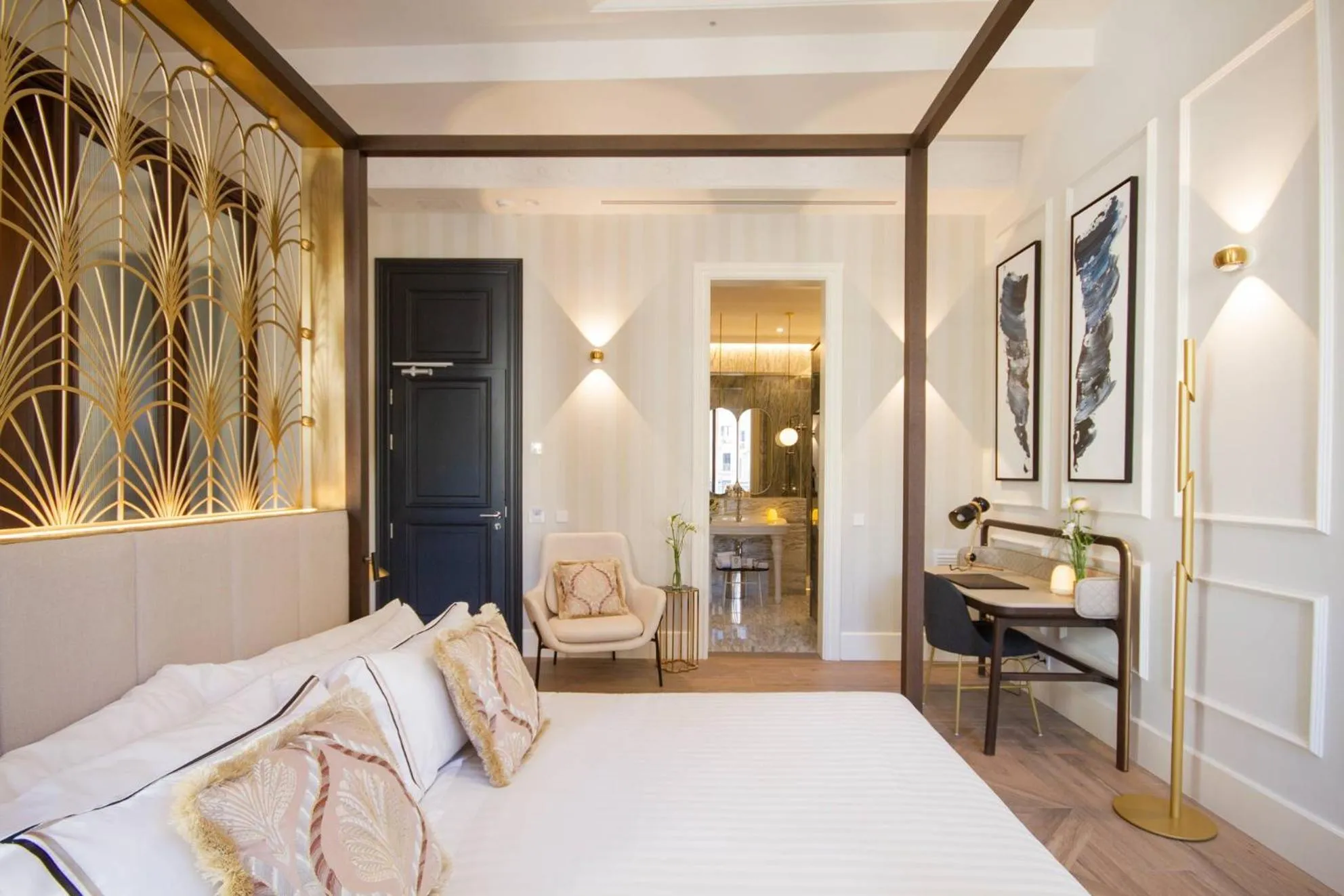 Deluxe Double Room in MYR Palacio Vallier