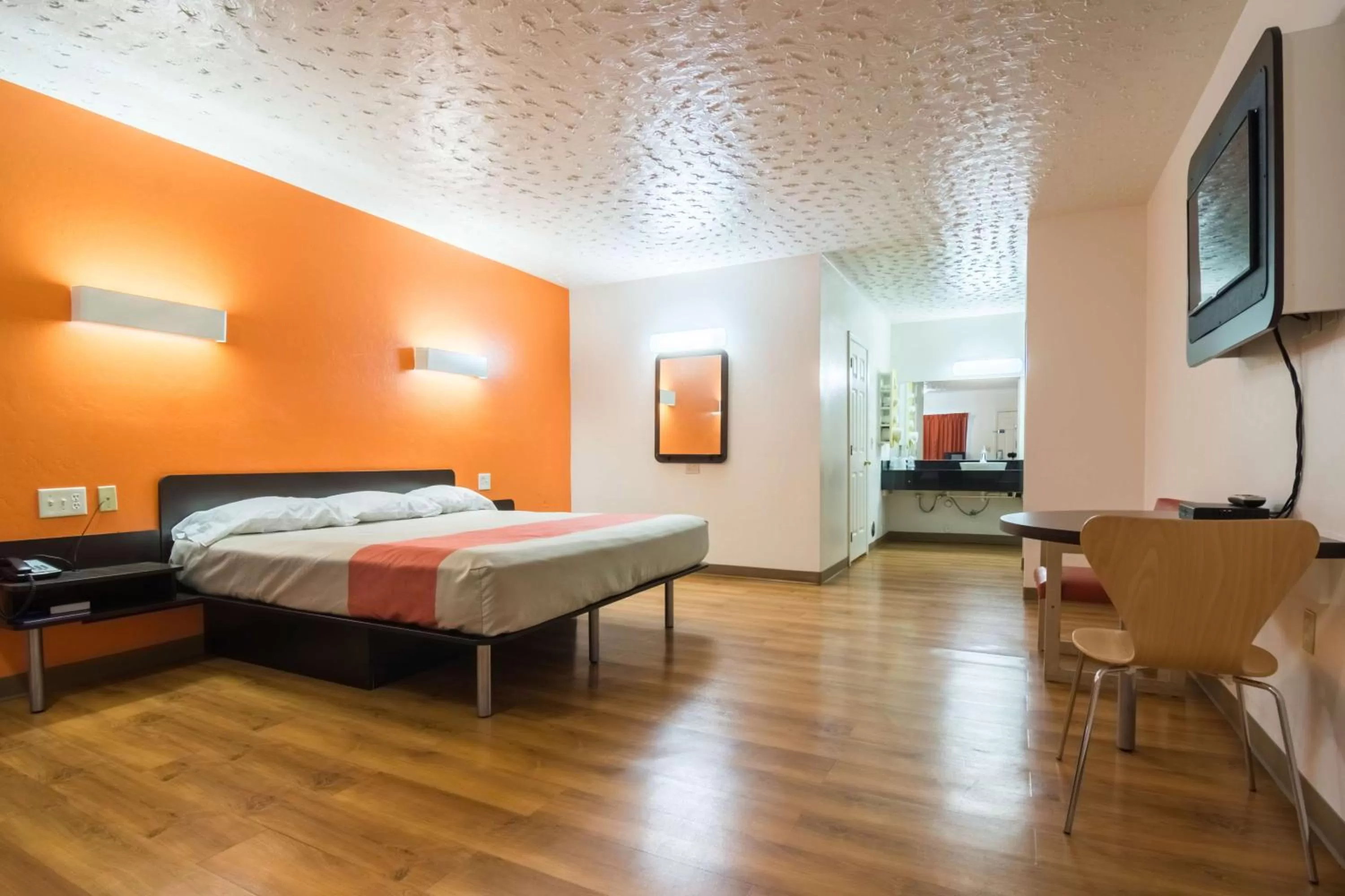 King Room - Disability Access - Non-Smoking in Motel 6-Globe, AZ