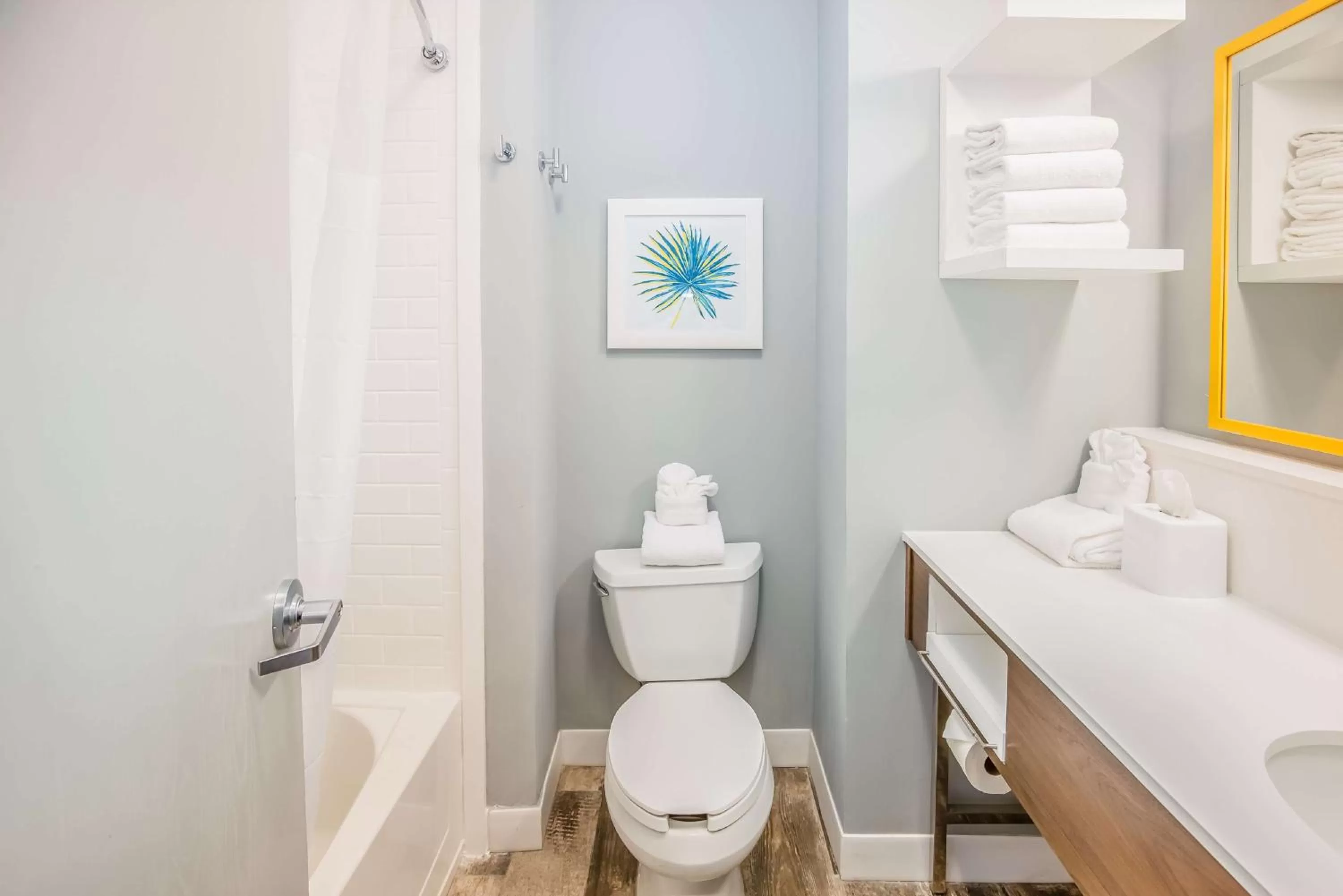 Queen Room with Two Queen Beds with Pool View - Non-Smoking in Hampton Inn Pensacola Beach