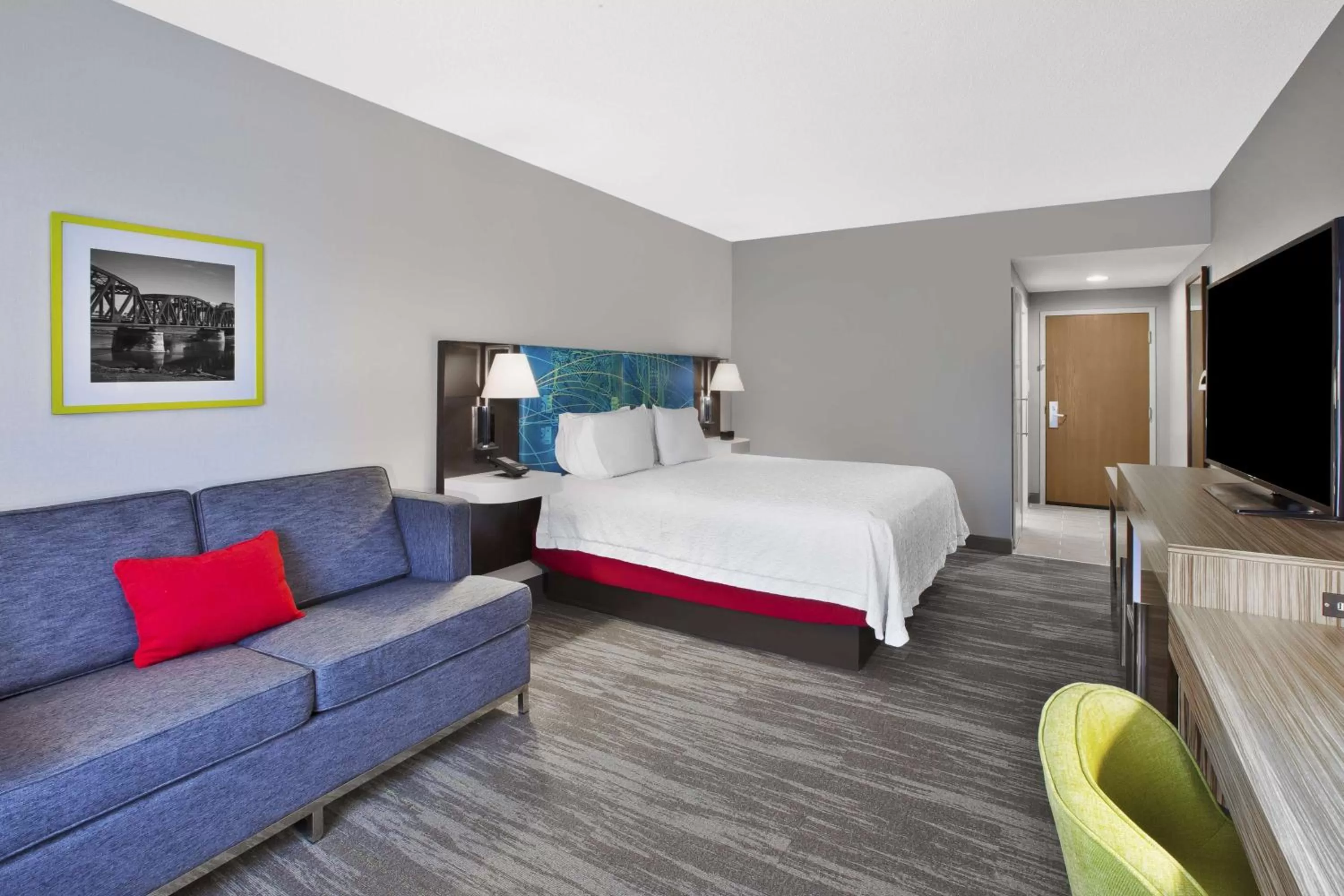 King Room with Sofa Bed and Study - Non-Smoking in Hampton Inn & Suites Springboro