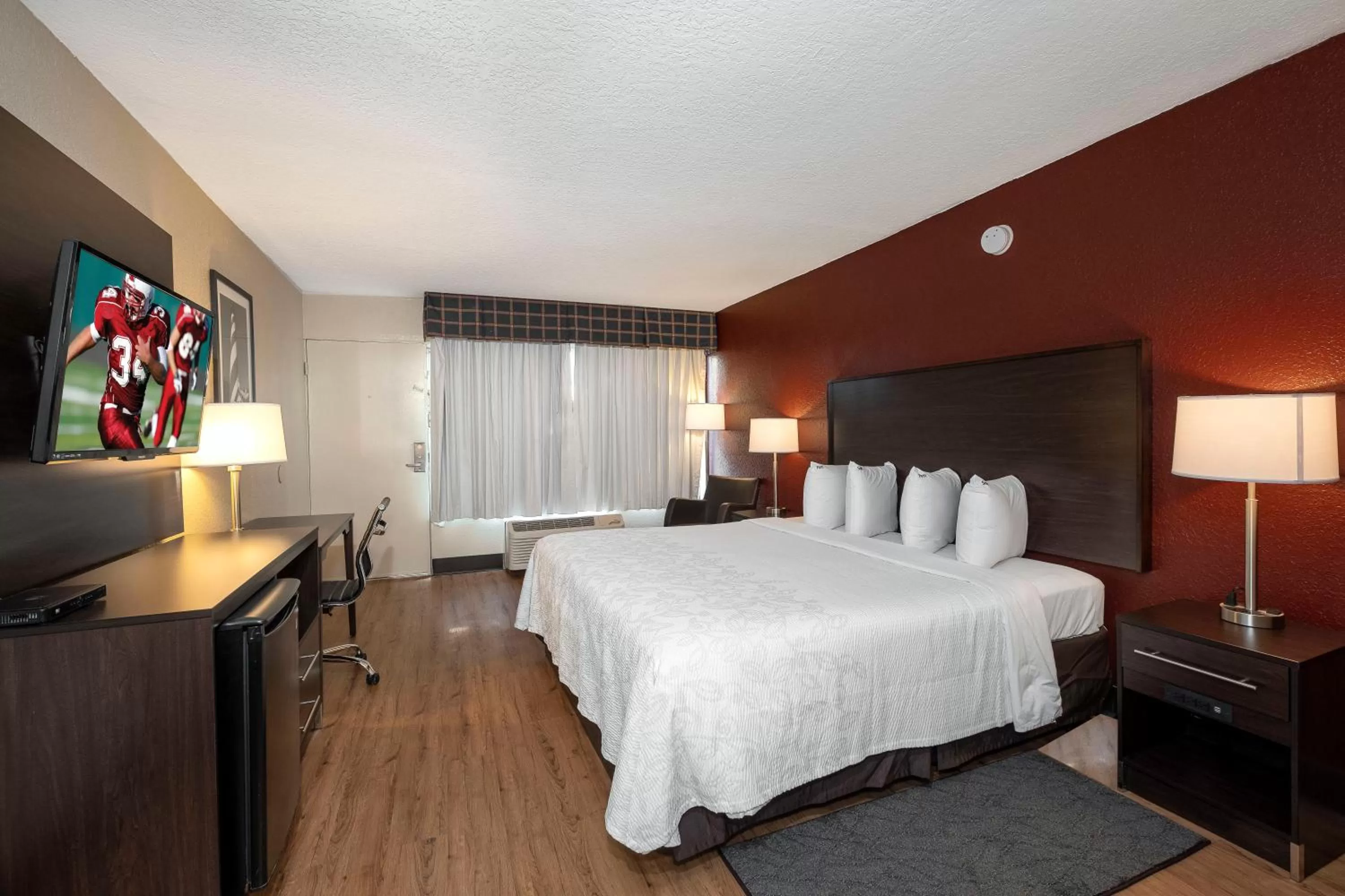 Standard King Room Smoke Free in Red Roof Inn PLUS+ St. Augustine