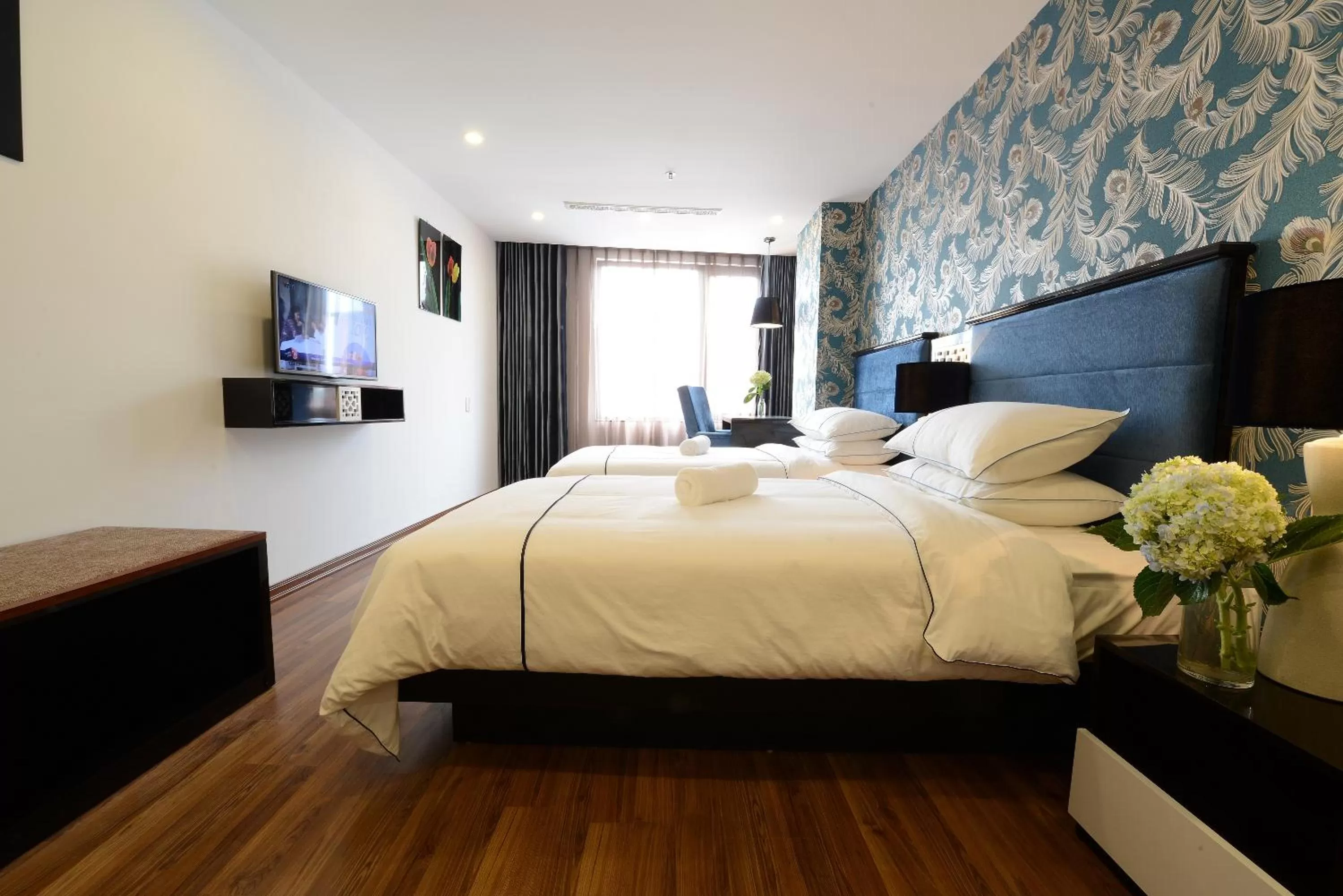 Twin Room with View in Hanoi Emerald Waters Hotel & Spa