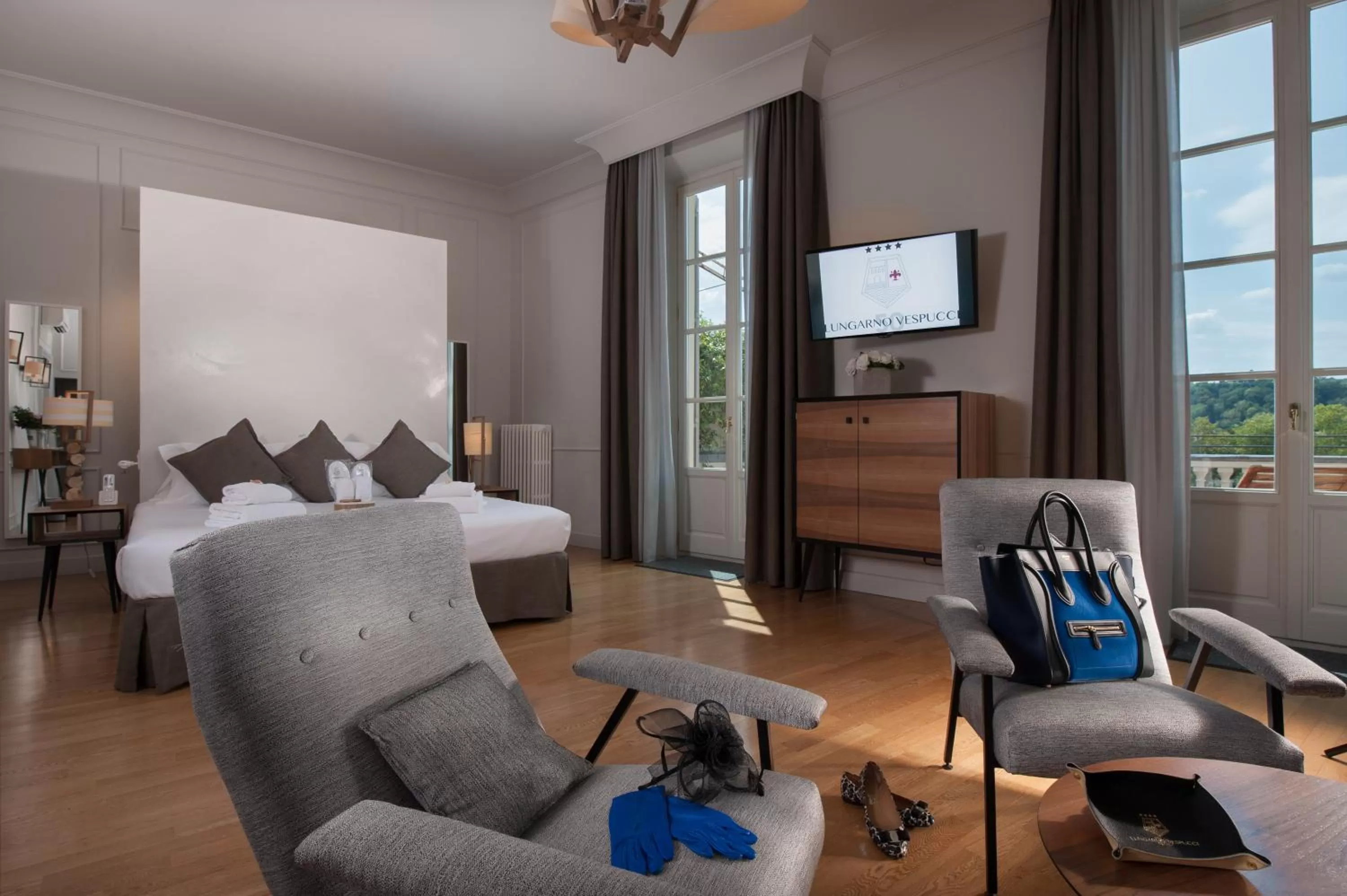 Suite with Terrace in Hotel Lungarno Vespucci 50