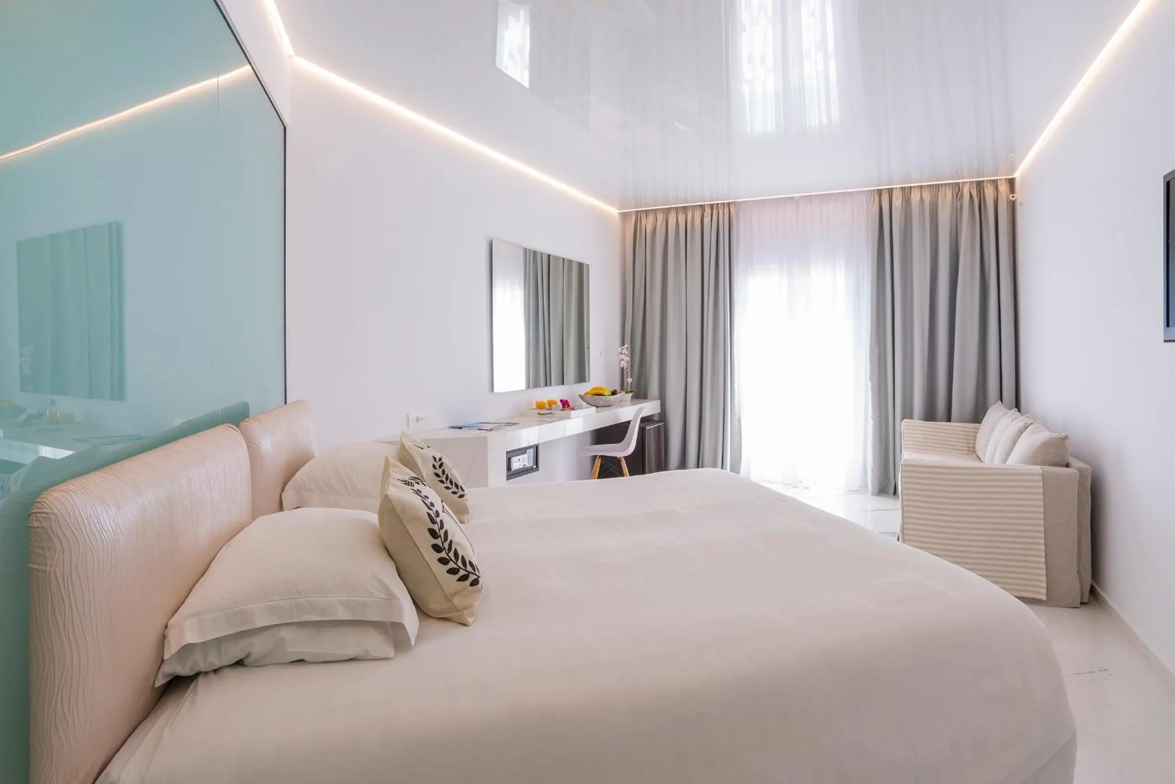 Deluxe Double or Twin Room in Dionysos Luxury Hotel Mykonos