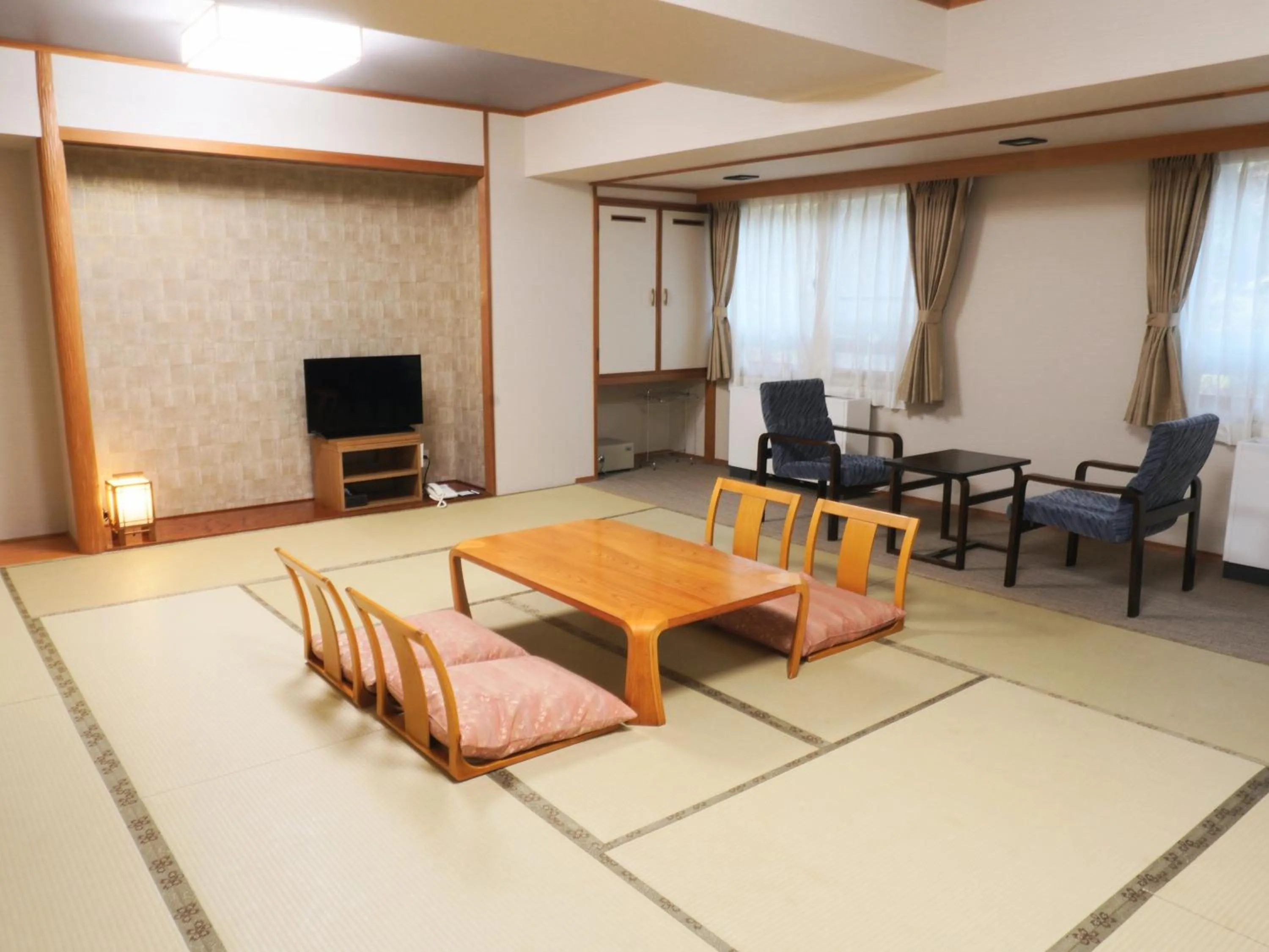 Japanese-Style Superior-Room - Smoking in Yumoto Noboribetsu