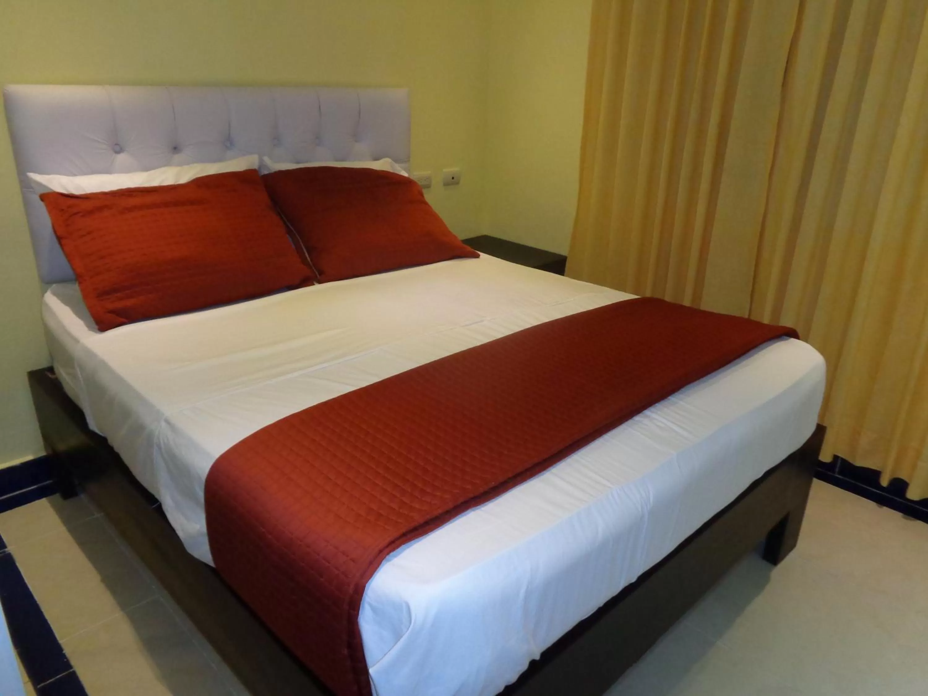 Budget Room in RIG Puerto Malecón