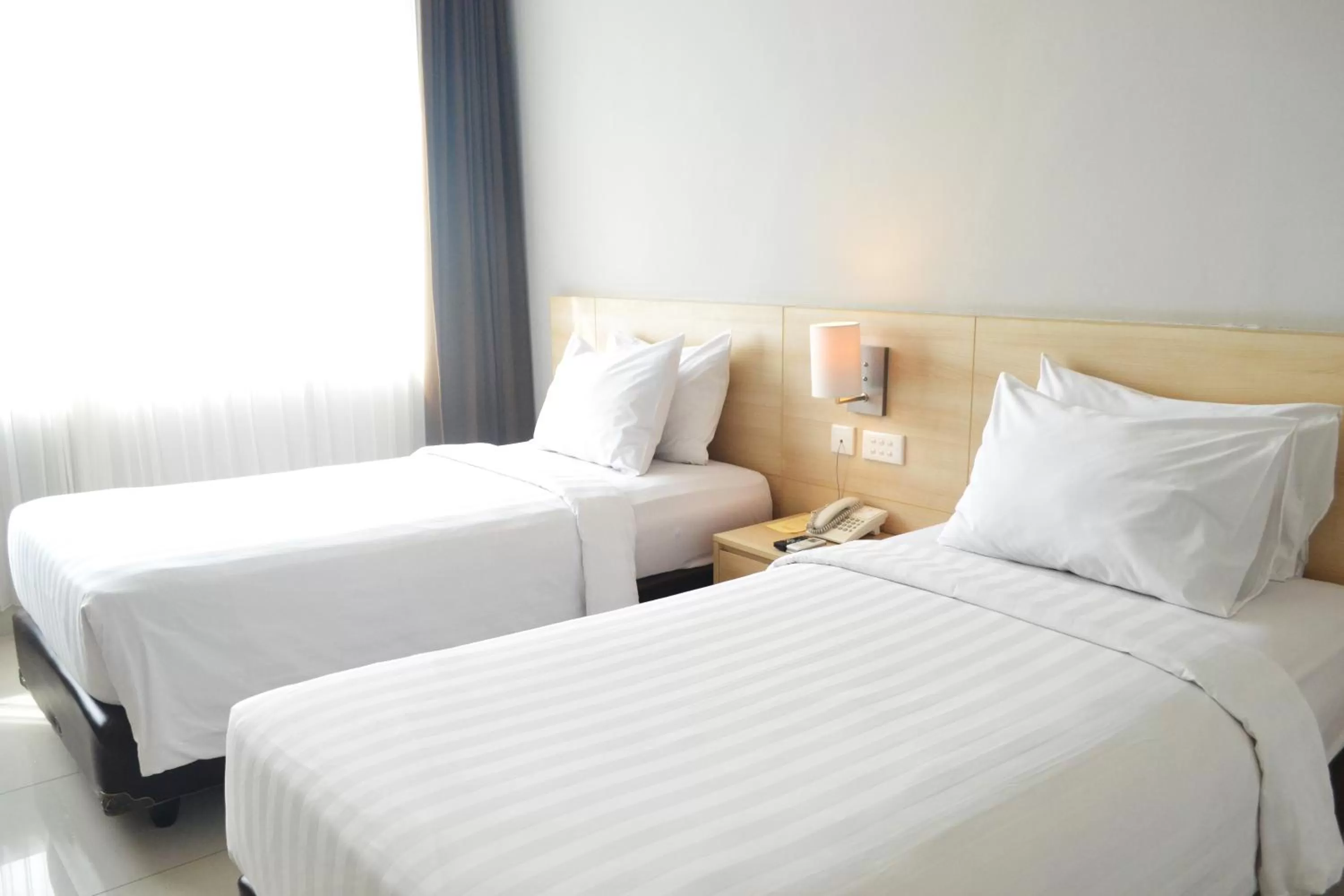 Deluxe Double or Twin Room in Grand Cakra Hotel Malang