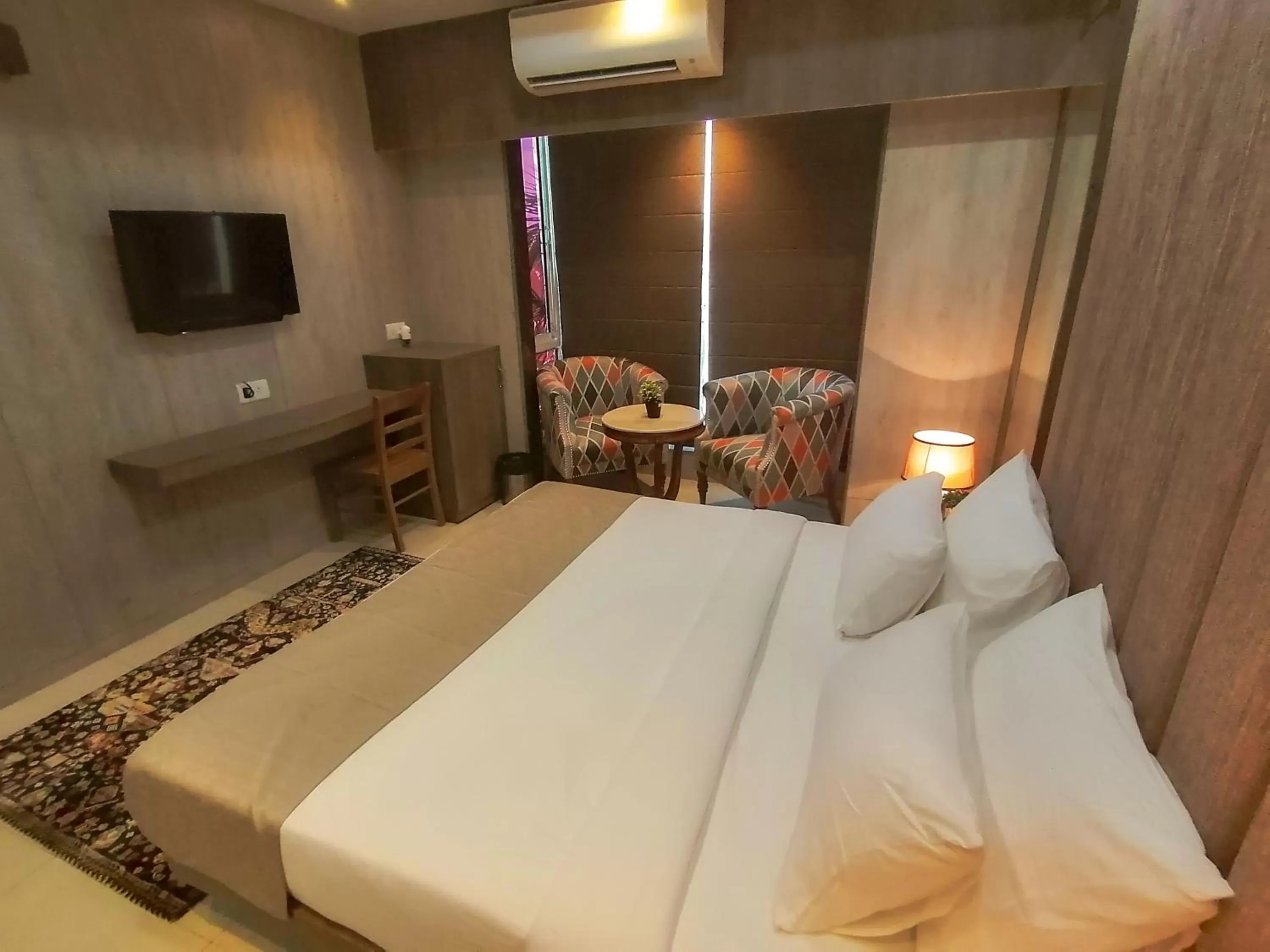 Suite in Ghar 365 Residency