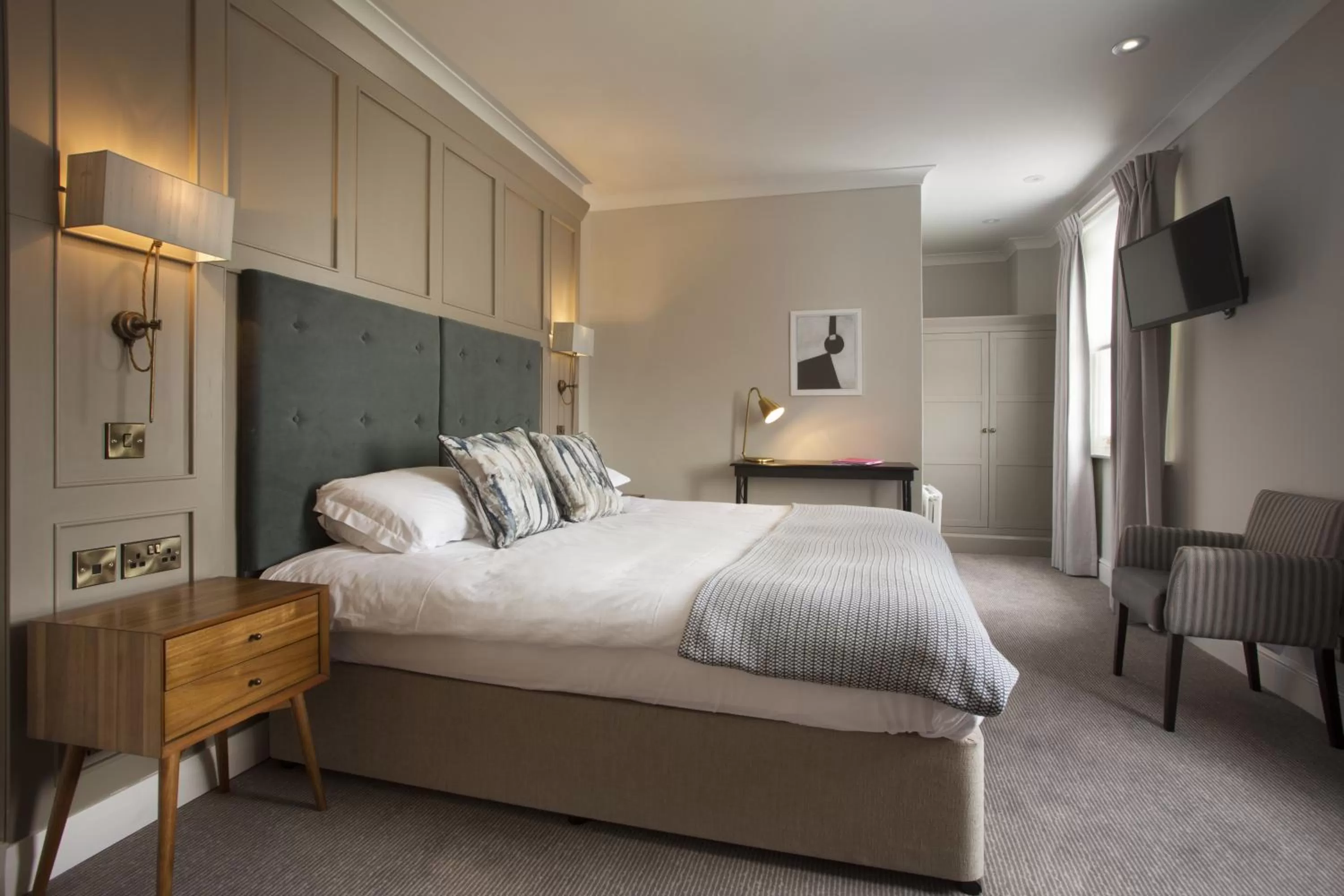 Superior Twin Room in The Royal Wells Hotel, Tunbridge Wells - The Coaching Inn Group