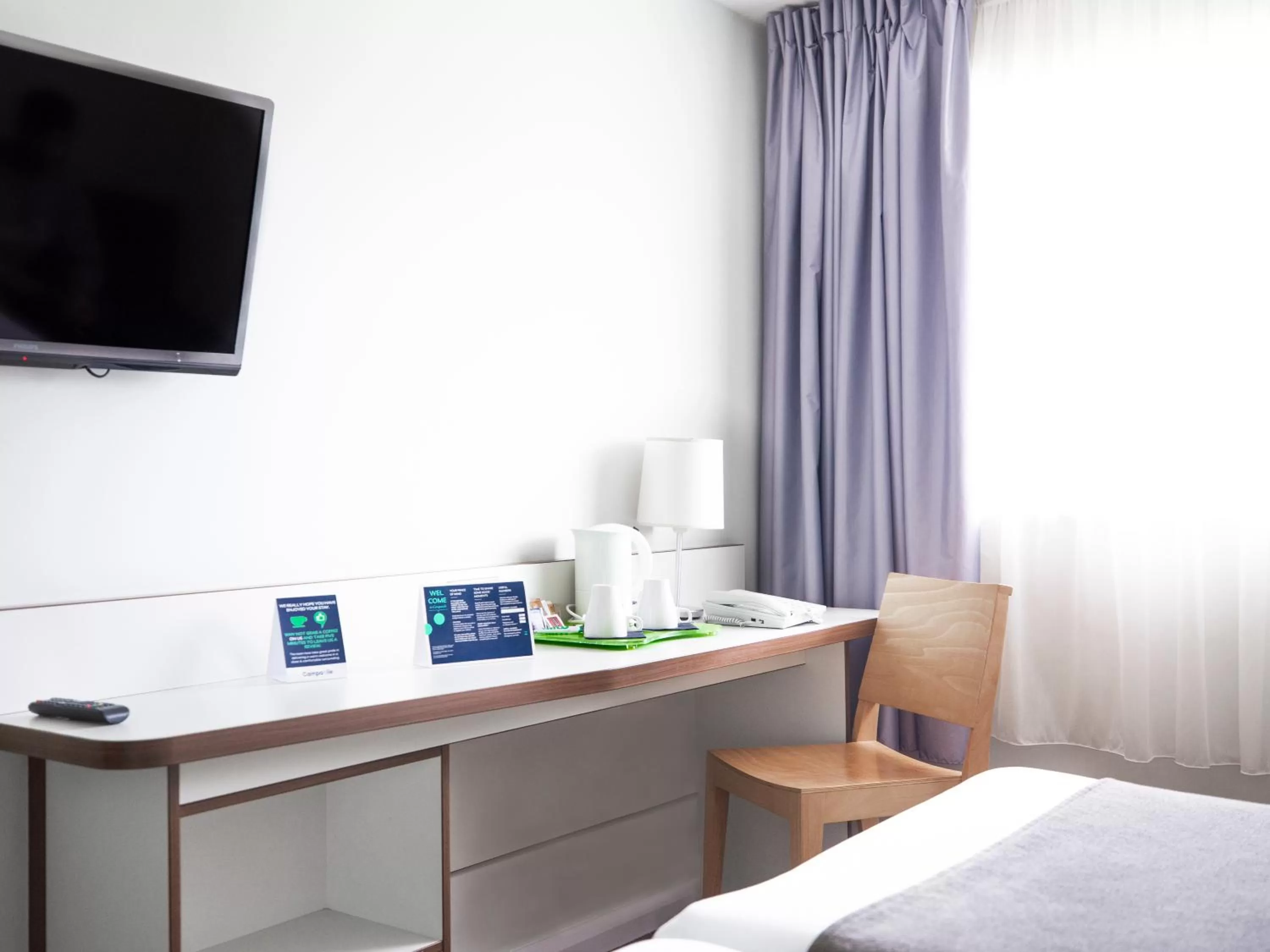 Two Single Beds in Campanile Hotel Northampton