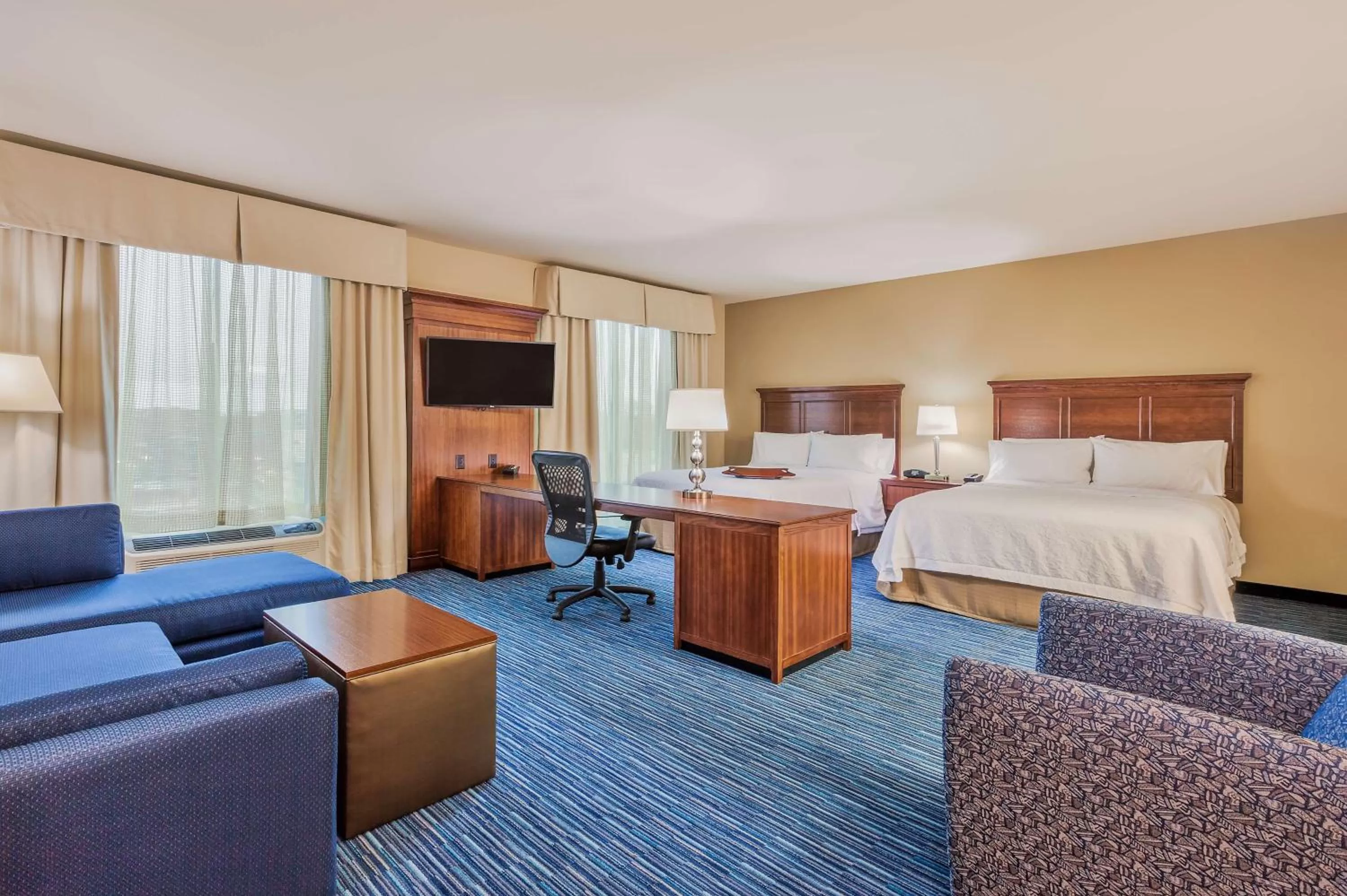 Queen Studio Suite with Two Queen Beds - Non-Smoking in Hampton Inn & Suites Owensboro Downtown Waterfront