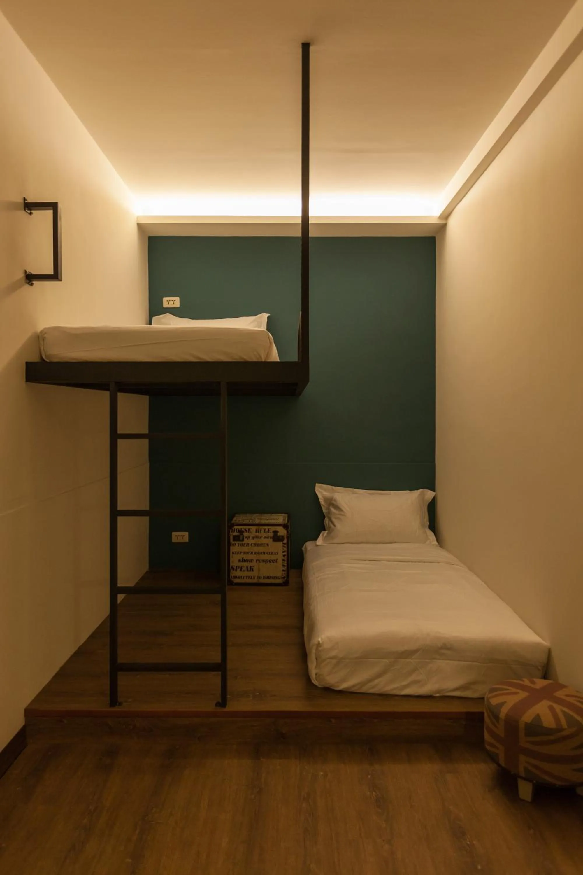 Twin Room with Shower in Mini Voyage Hostel
