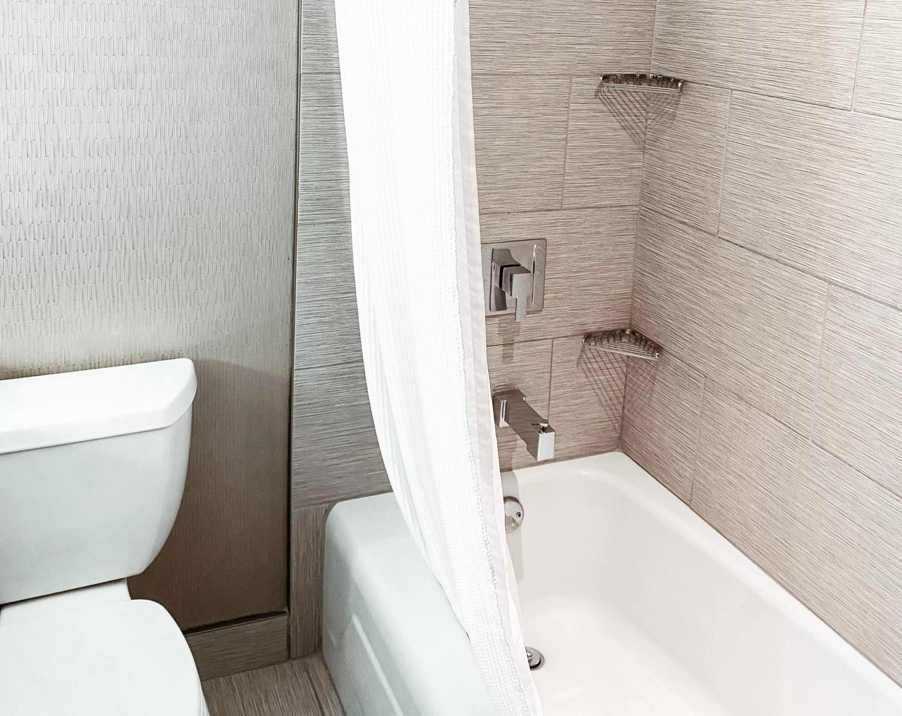 Standard Queen Room with Two Queen Beds - Communications Accessible in Crowne Plaza Chicago SW - Burr Ridge by IHG