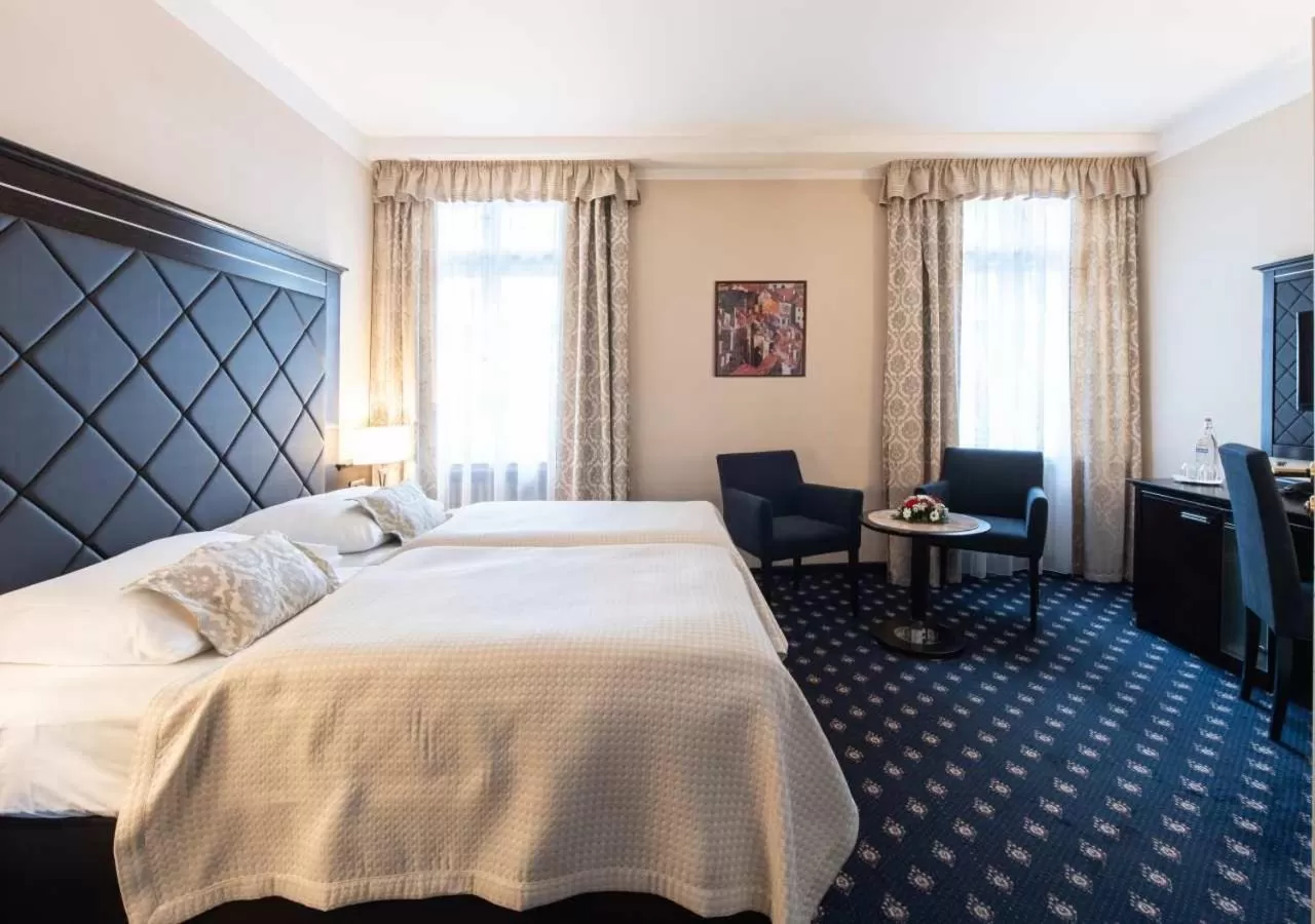 Superior Double Room in Pytloun Old Armoury Hotel Prague, Stará Zbrojnice